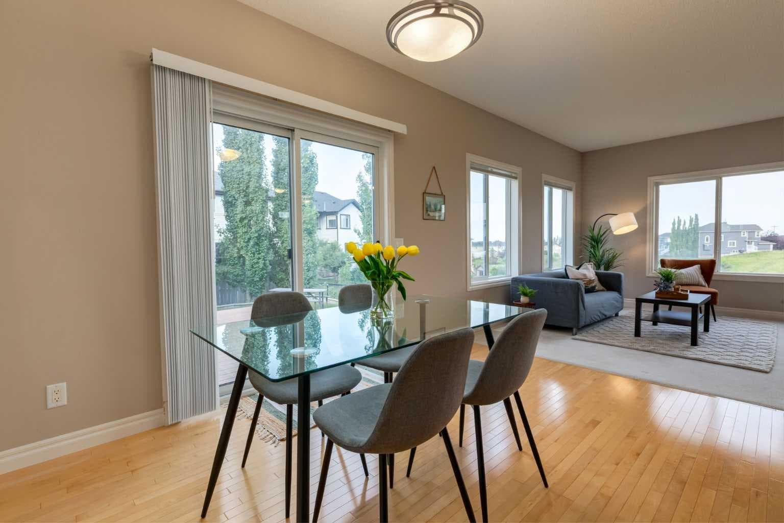 357 Kincora Drive NW