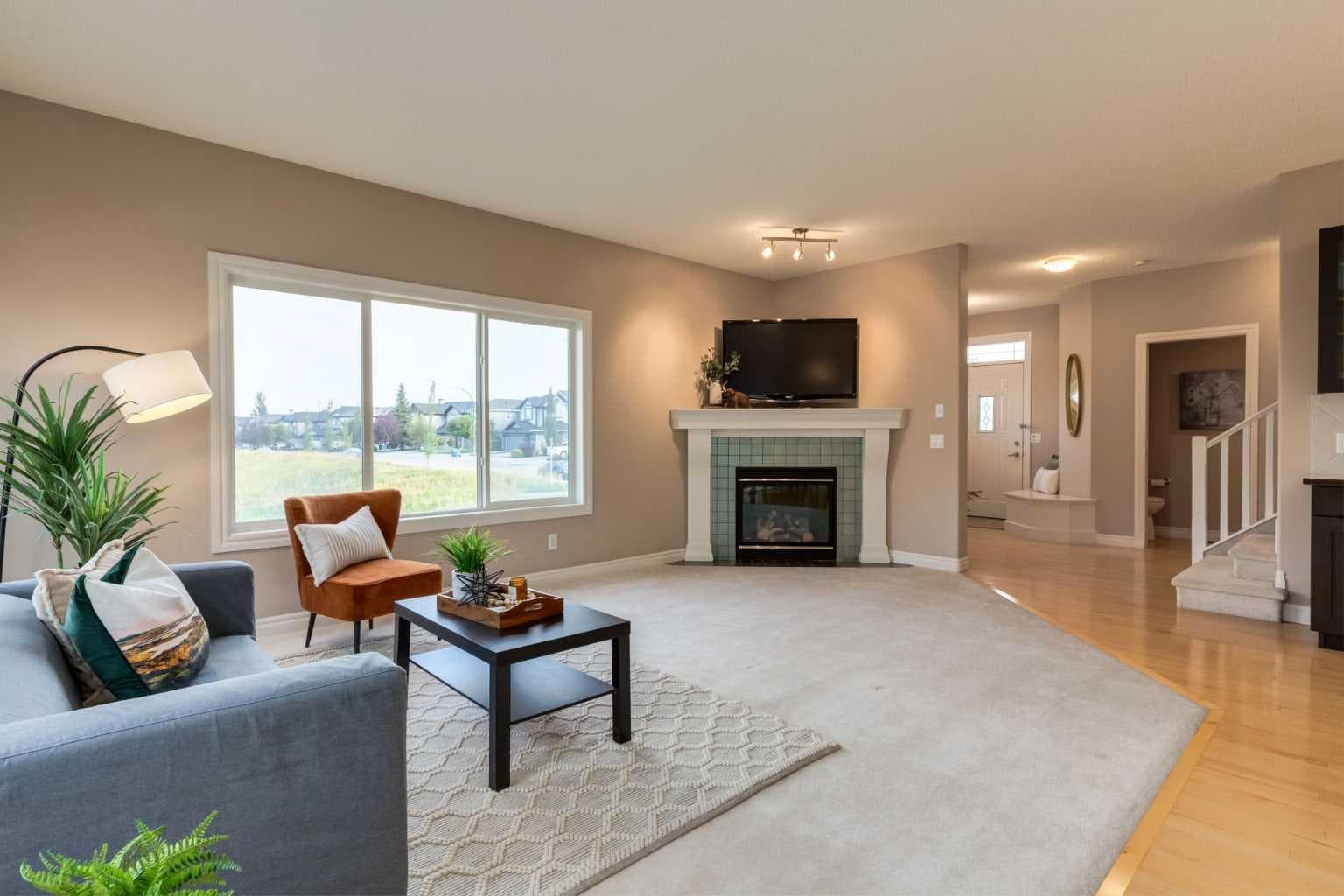 357 Kincora Drive NW