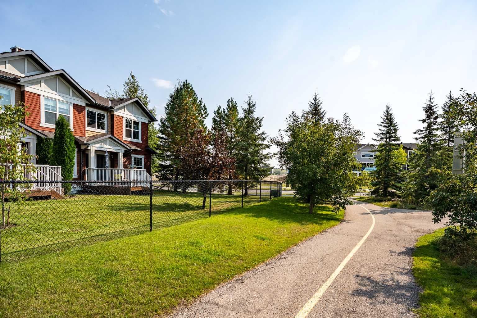 3 Chaparral Valley Gardens SE