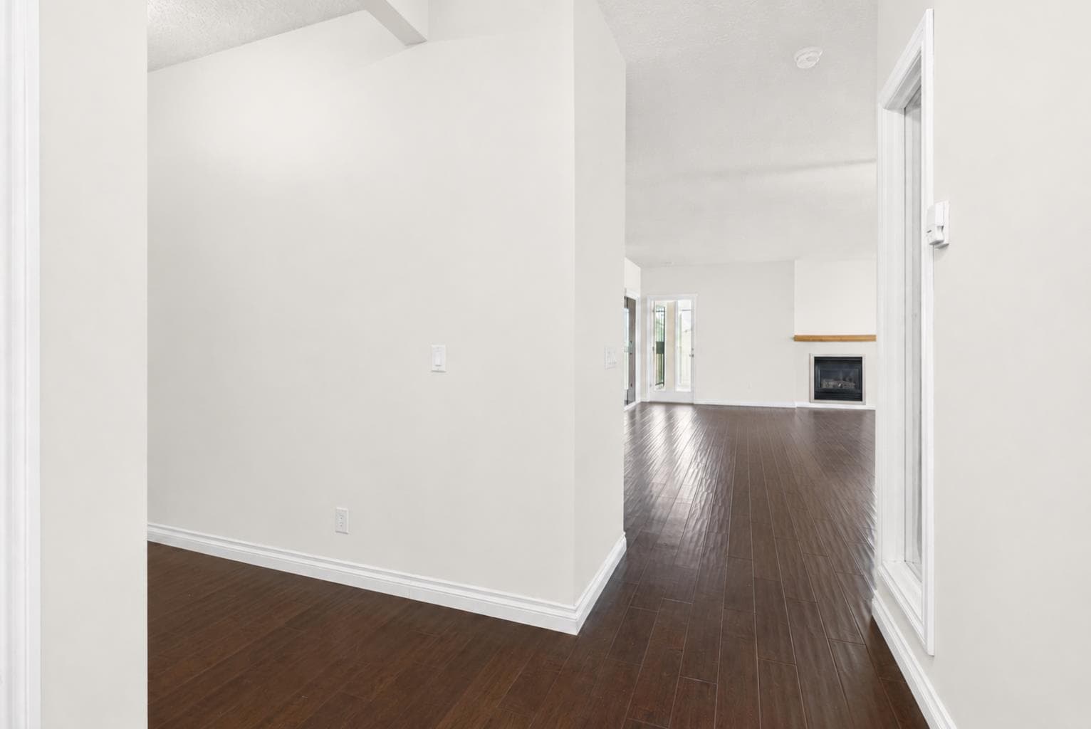 7305, 14 Hemlock Crescent SW