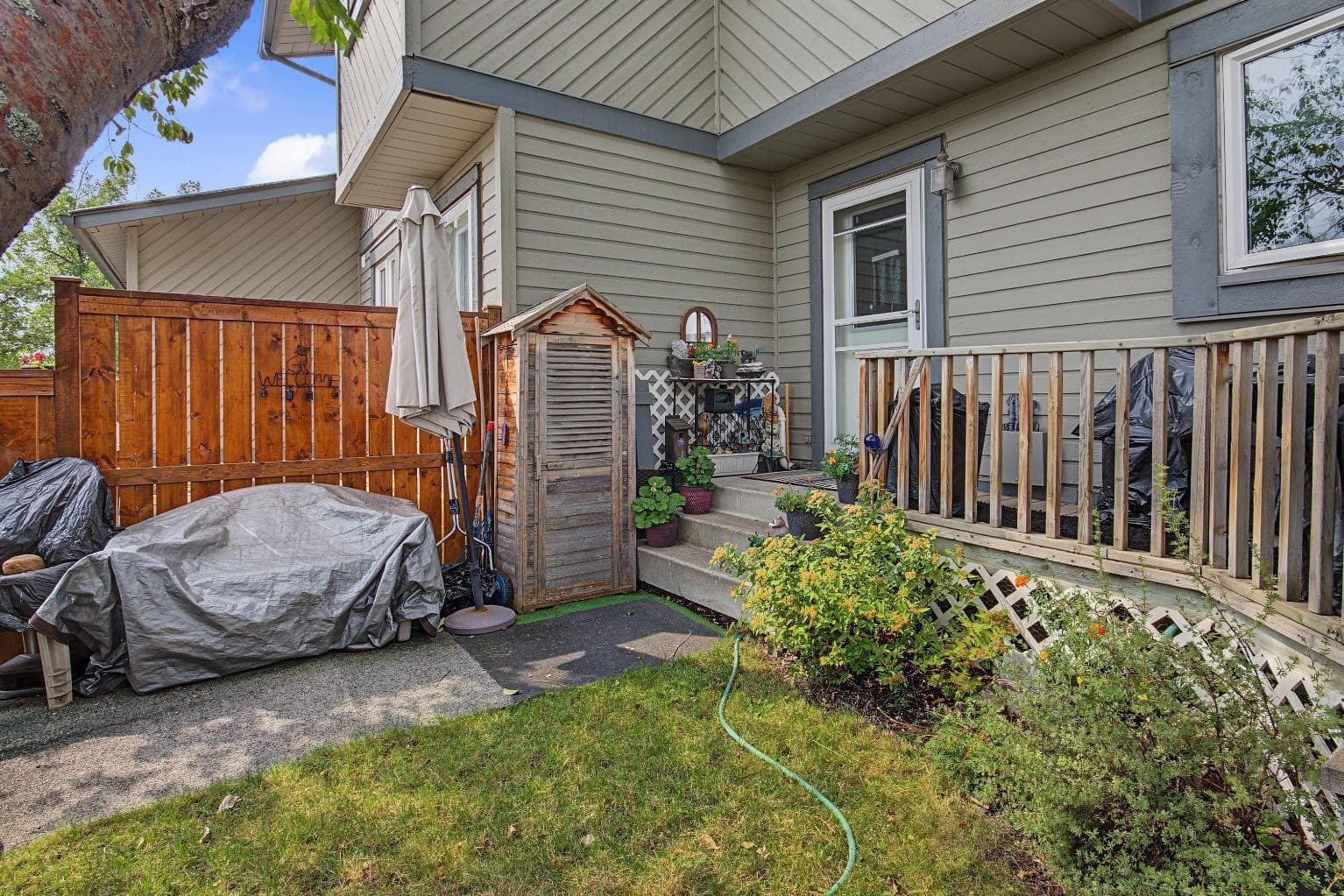 52, 12 Templewood Drive NE
