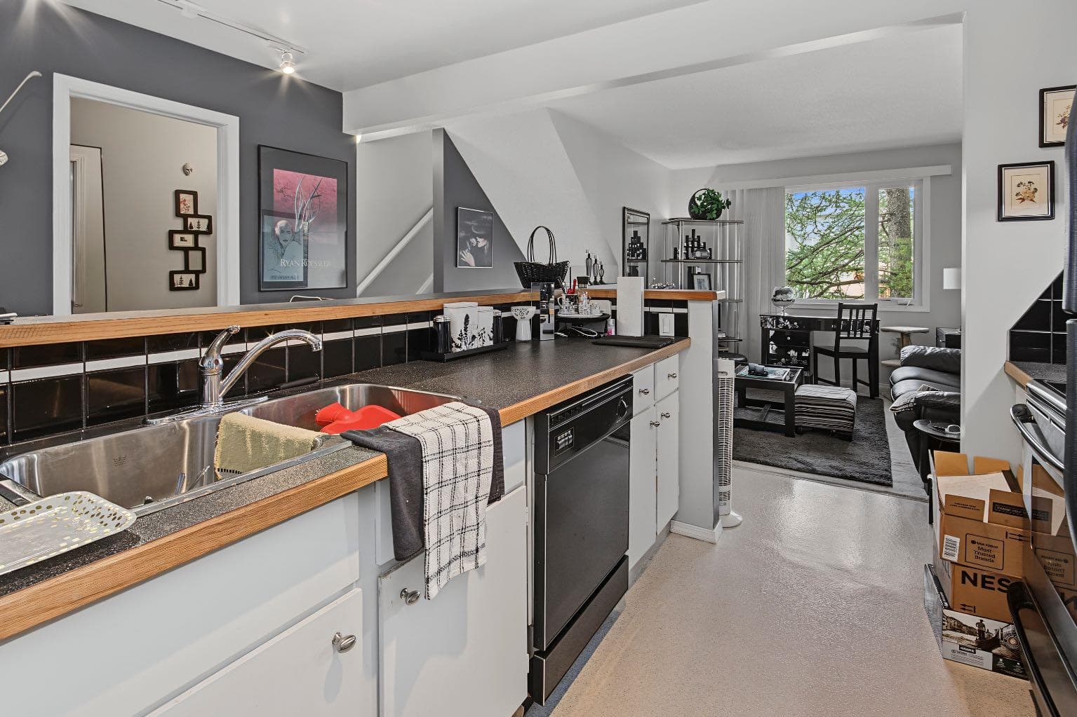 52, 12 Templewood Drive NE