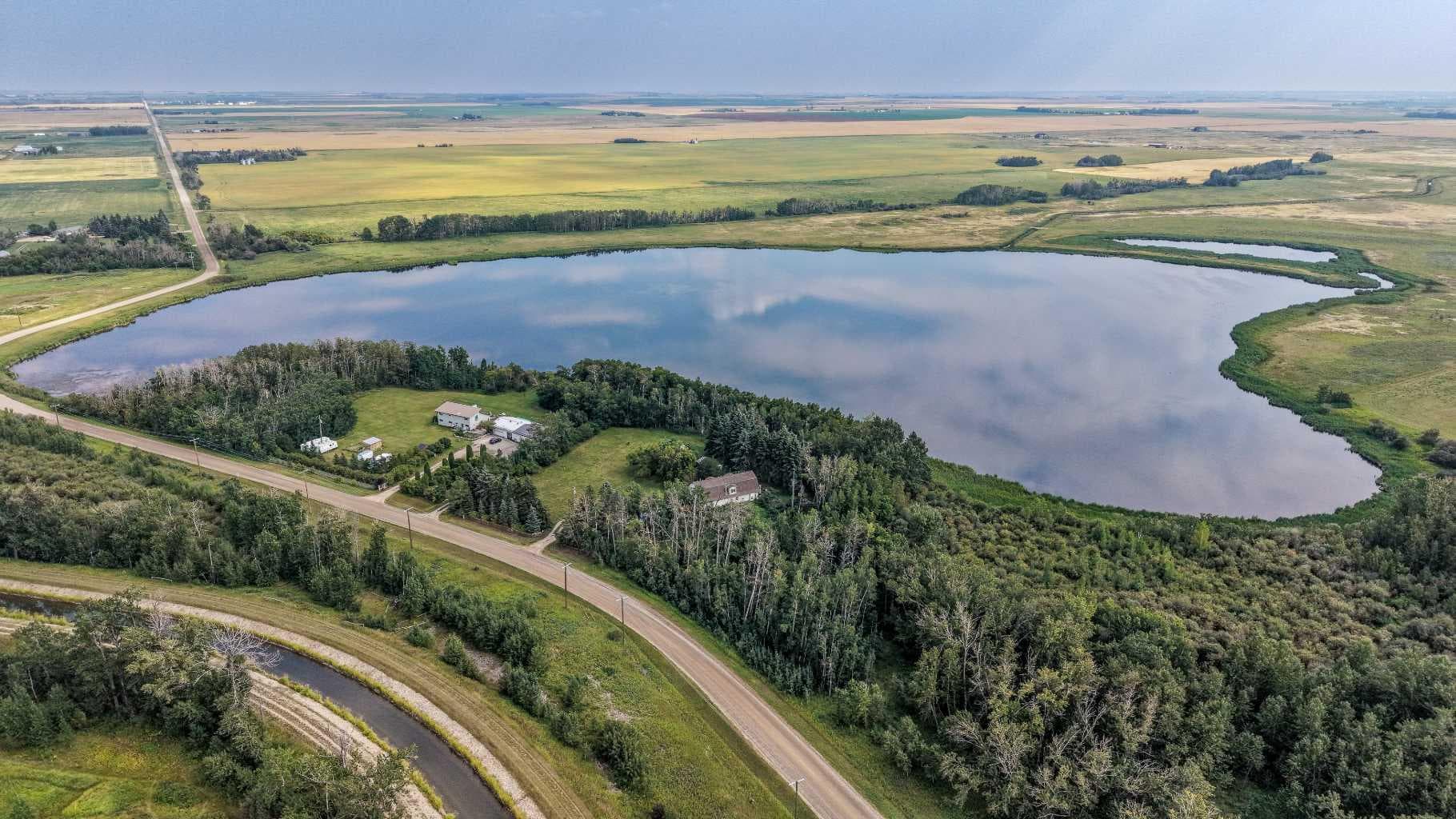 262267 Township Road 264  