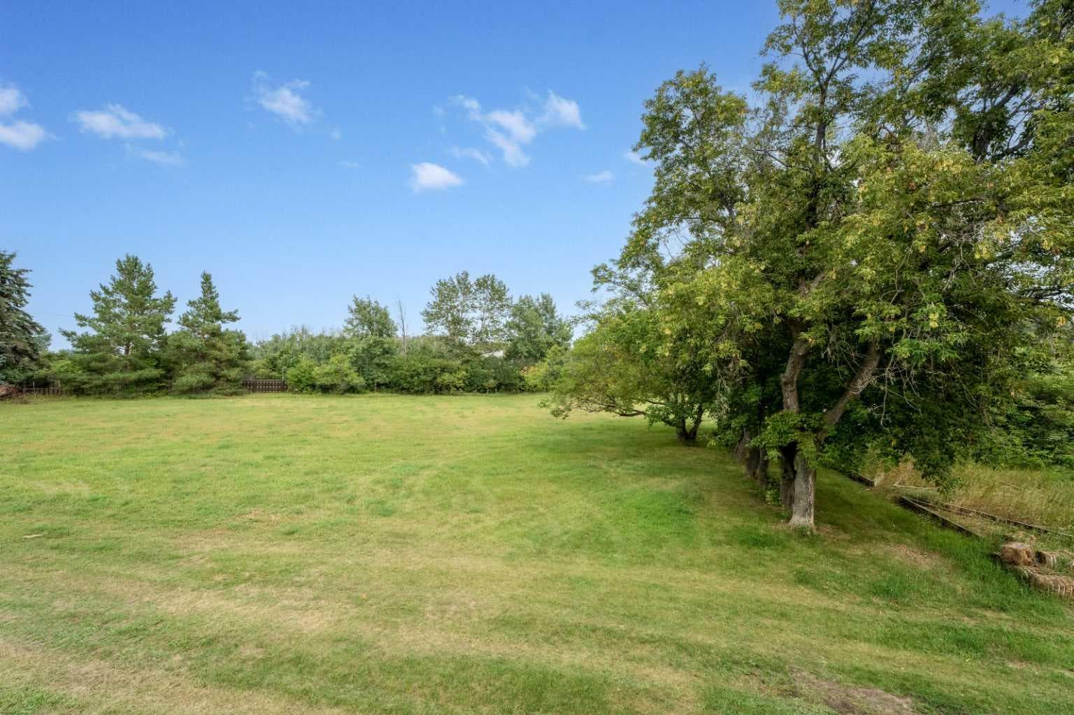 262267 Township Road 264  