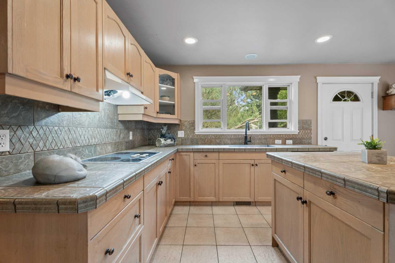 262267 Township Road 264  