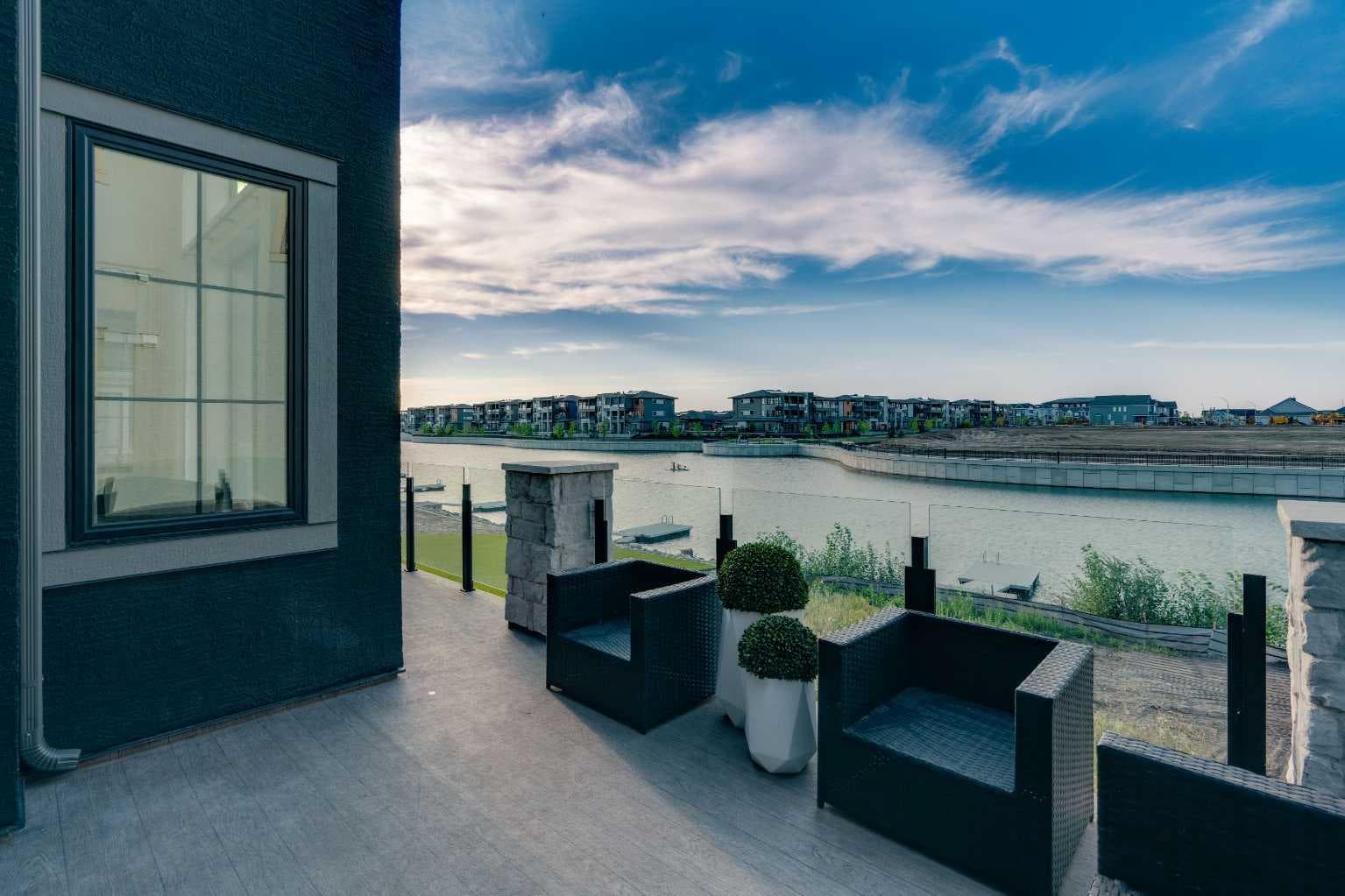 62 Marina Island SE
