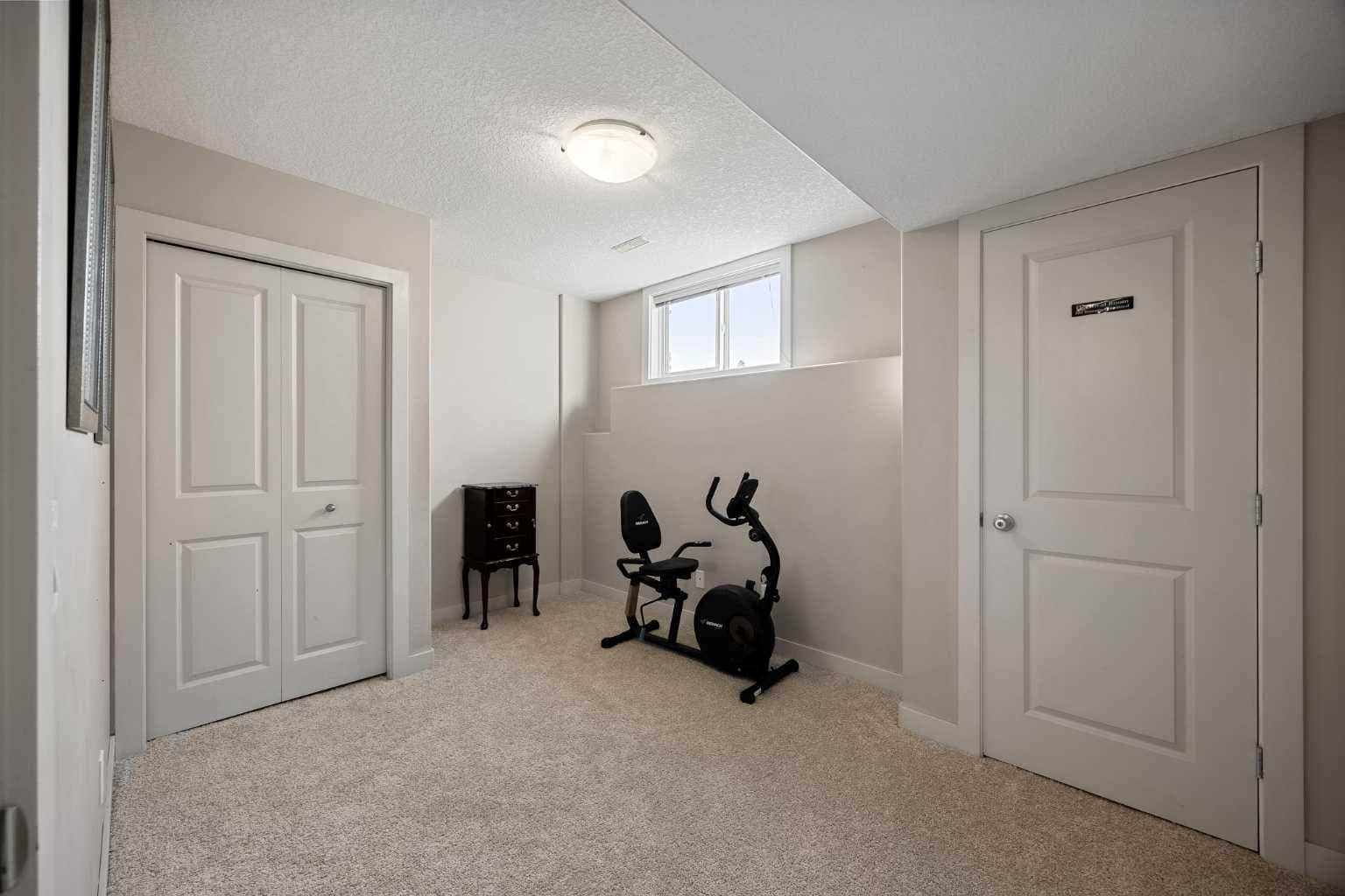21 Canals Cove SW