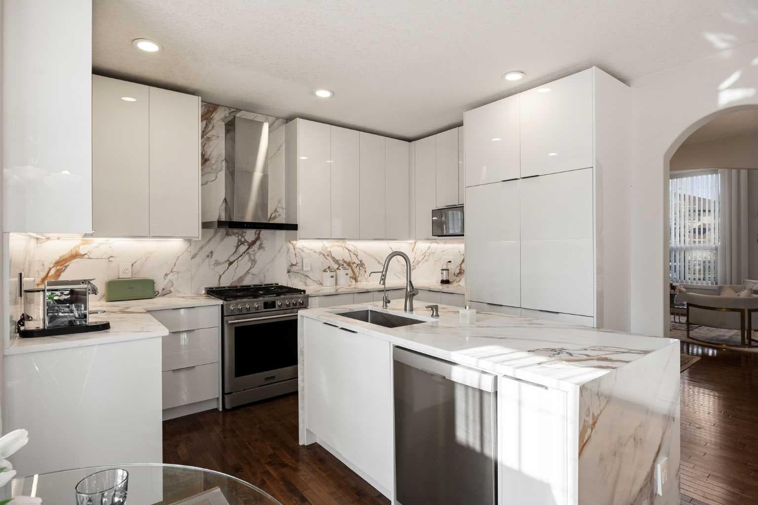 21 Canals Cove SW