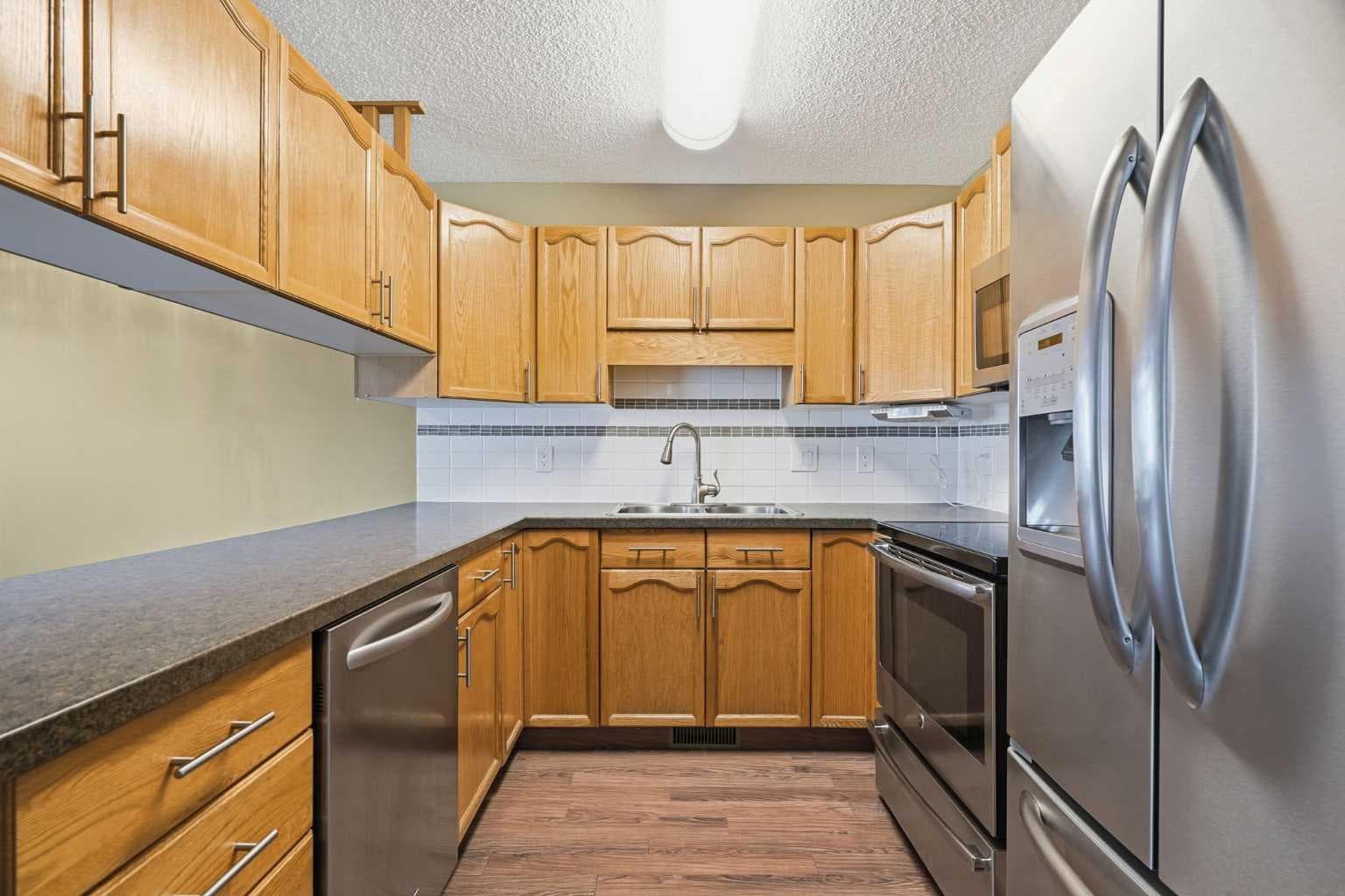 11 Macewan Park Heights NW