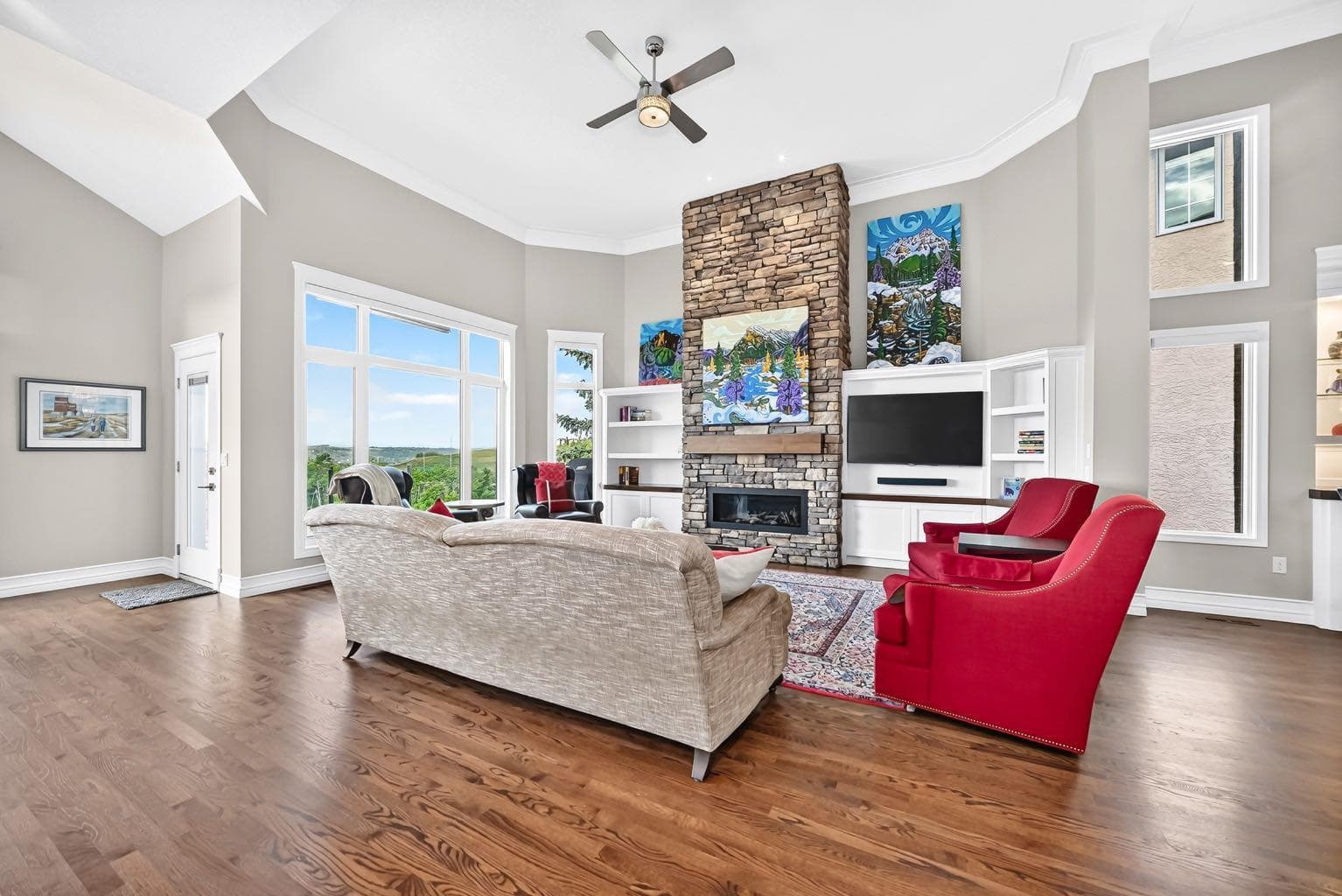 148 Scenic Ridge Crescent NW