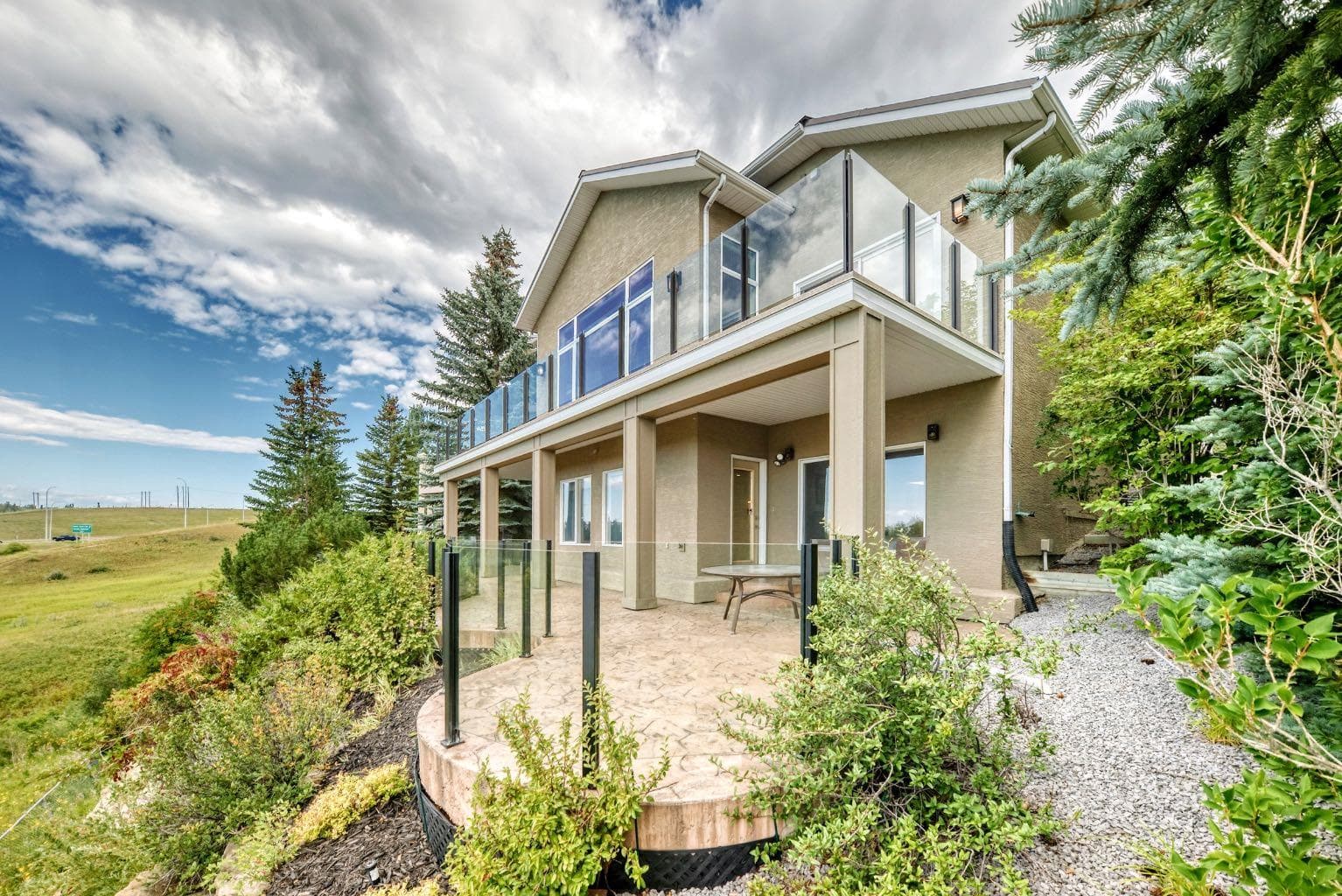 148 Scenic Ridge Crescent NW