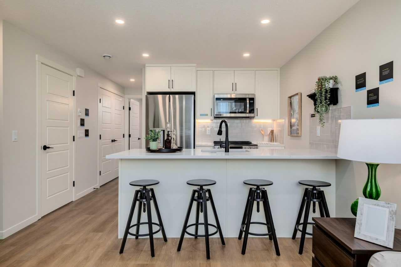 112, 40 Livingston Parade NE