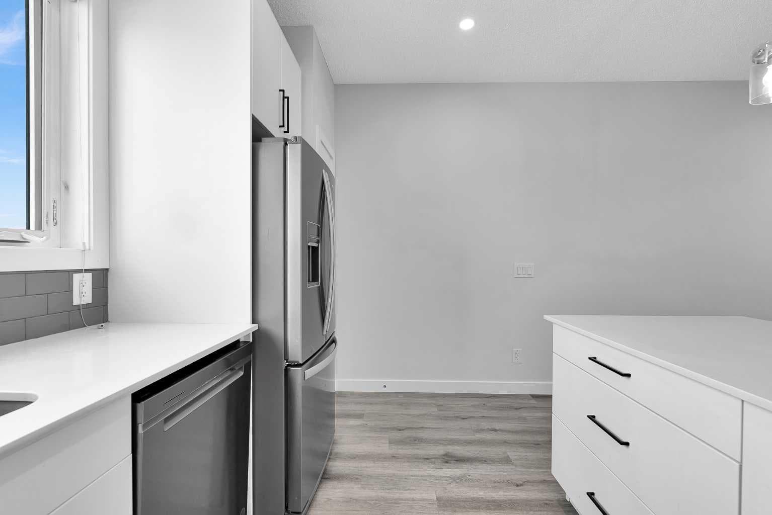512, 16 Evanscrest Park NW