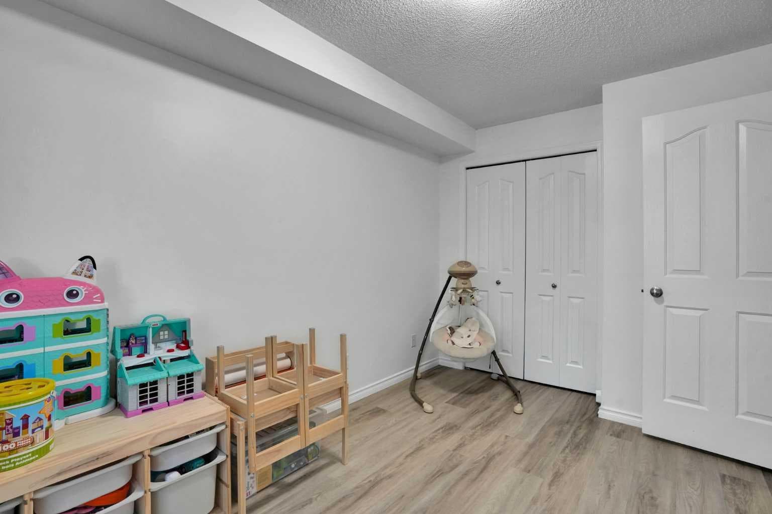 1407, 8 Bridlecrest Drive SW