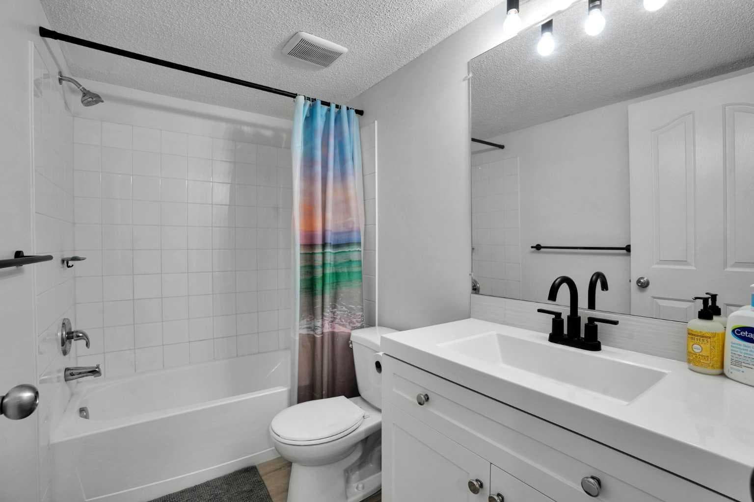 1407, 8 Bridlecrest Drive SW