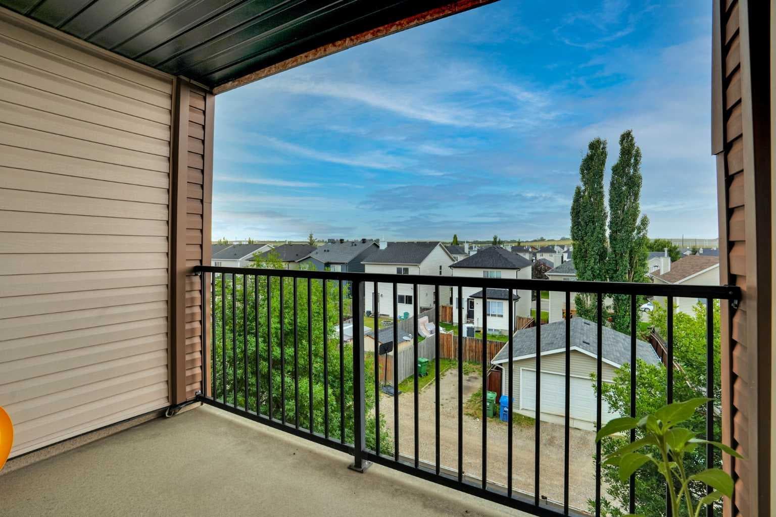 1407, 8 Bridlecrest Drive SW