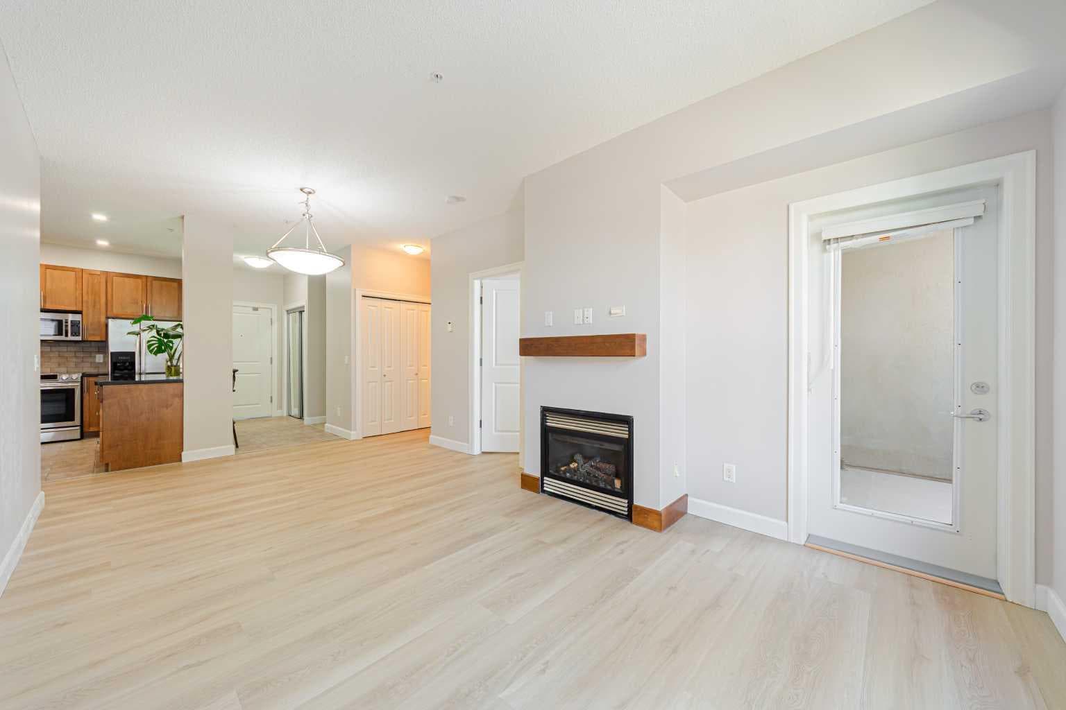 322, 88 Arbour Lake Road NW