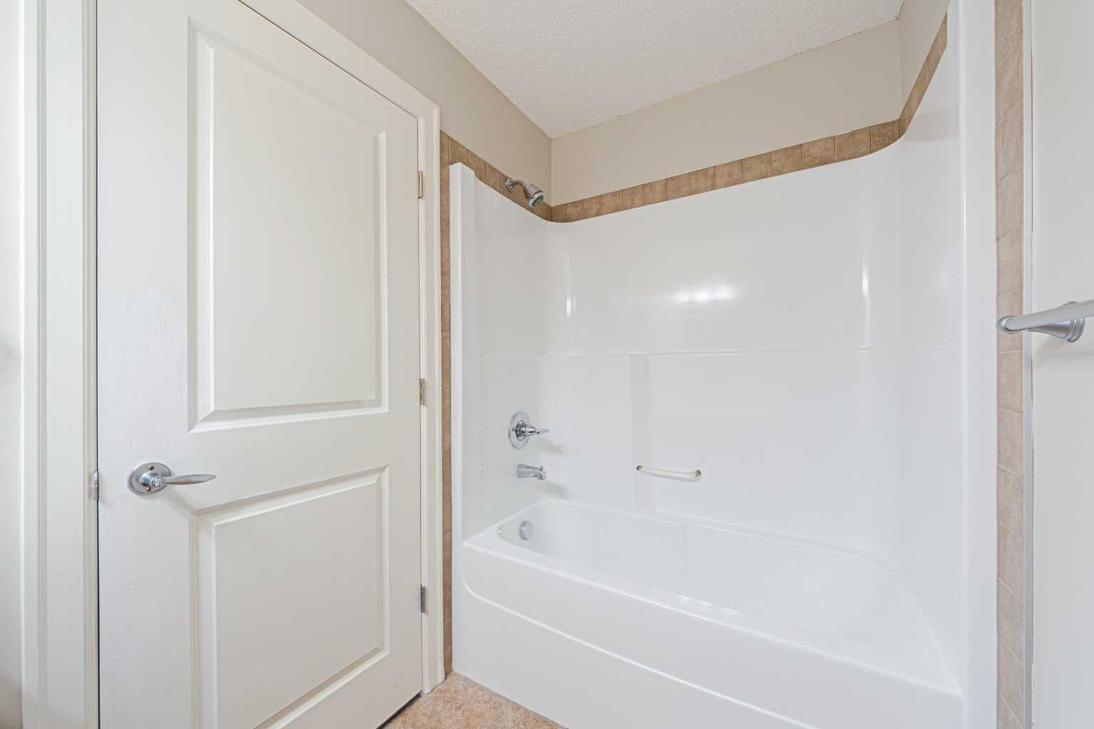 322, 88 Arbour Lake Road NW