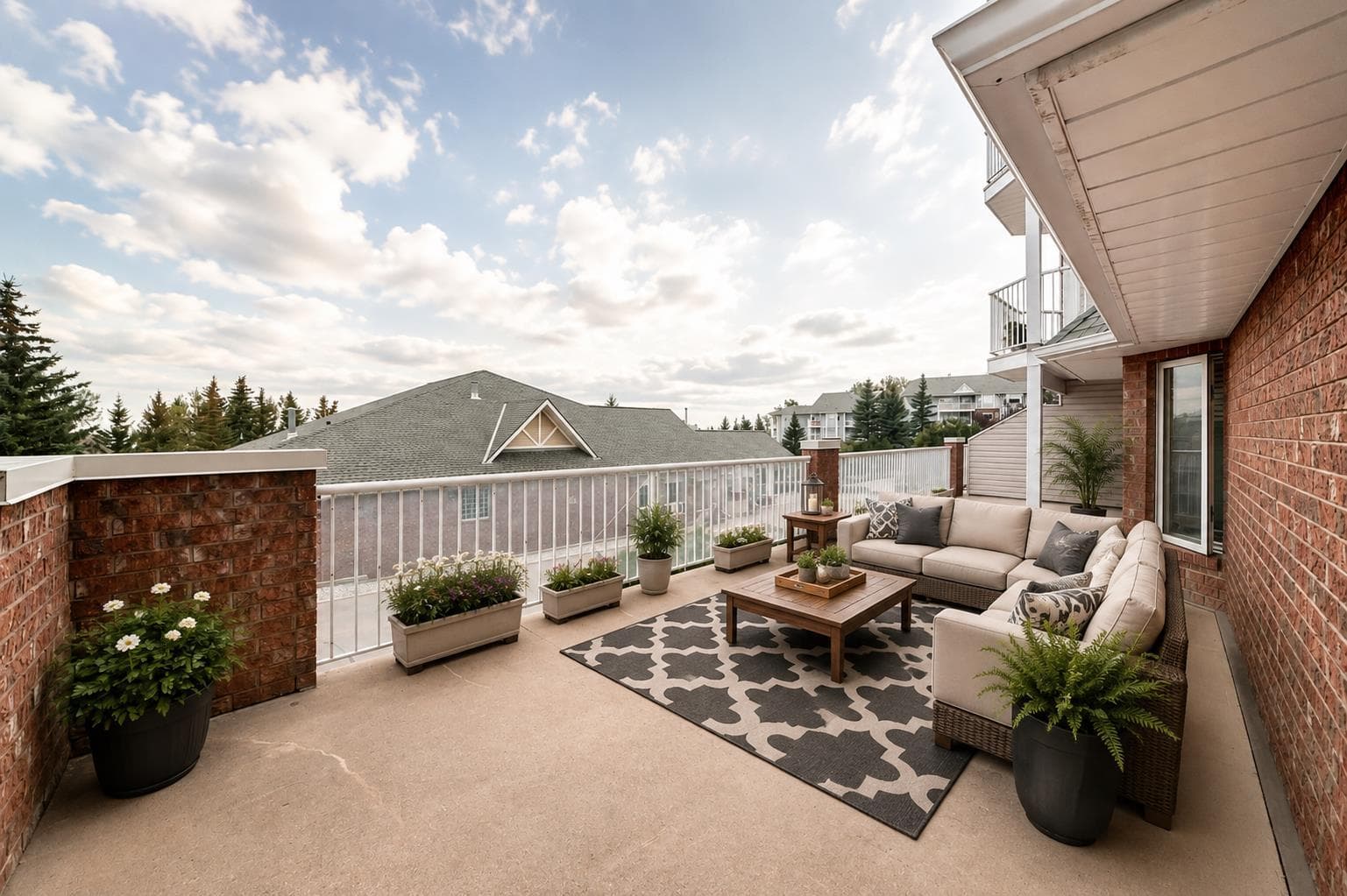 1109, 1109 Hawksbrow Point NW