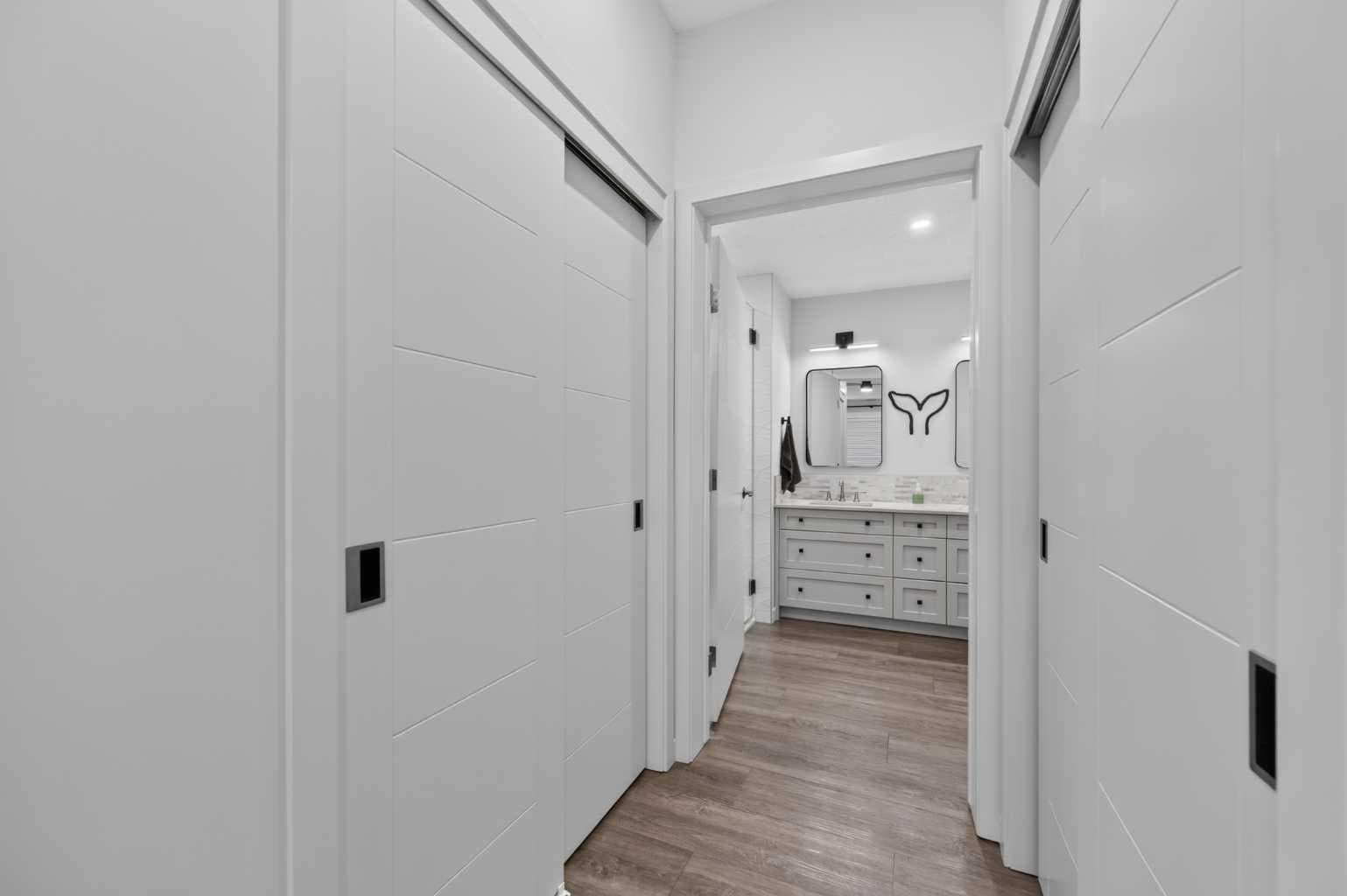 219, 12 Mahogany Path SE