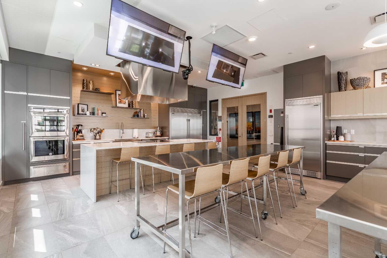 219, 12 Mahogany Path SE