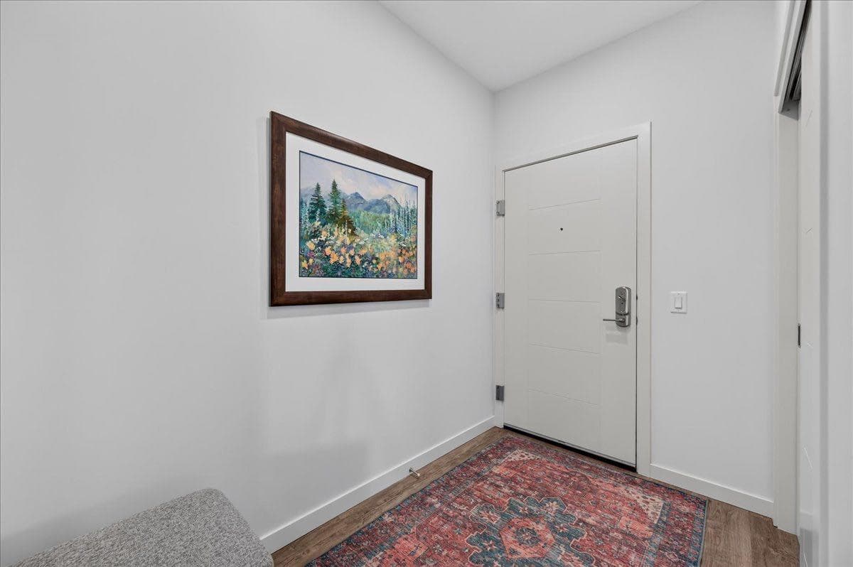219, 12 Mahogany Path SE