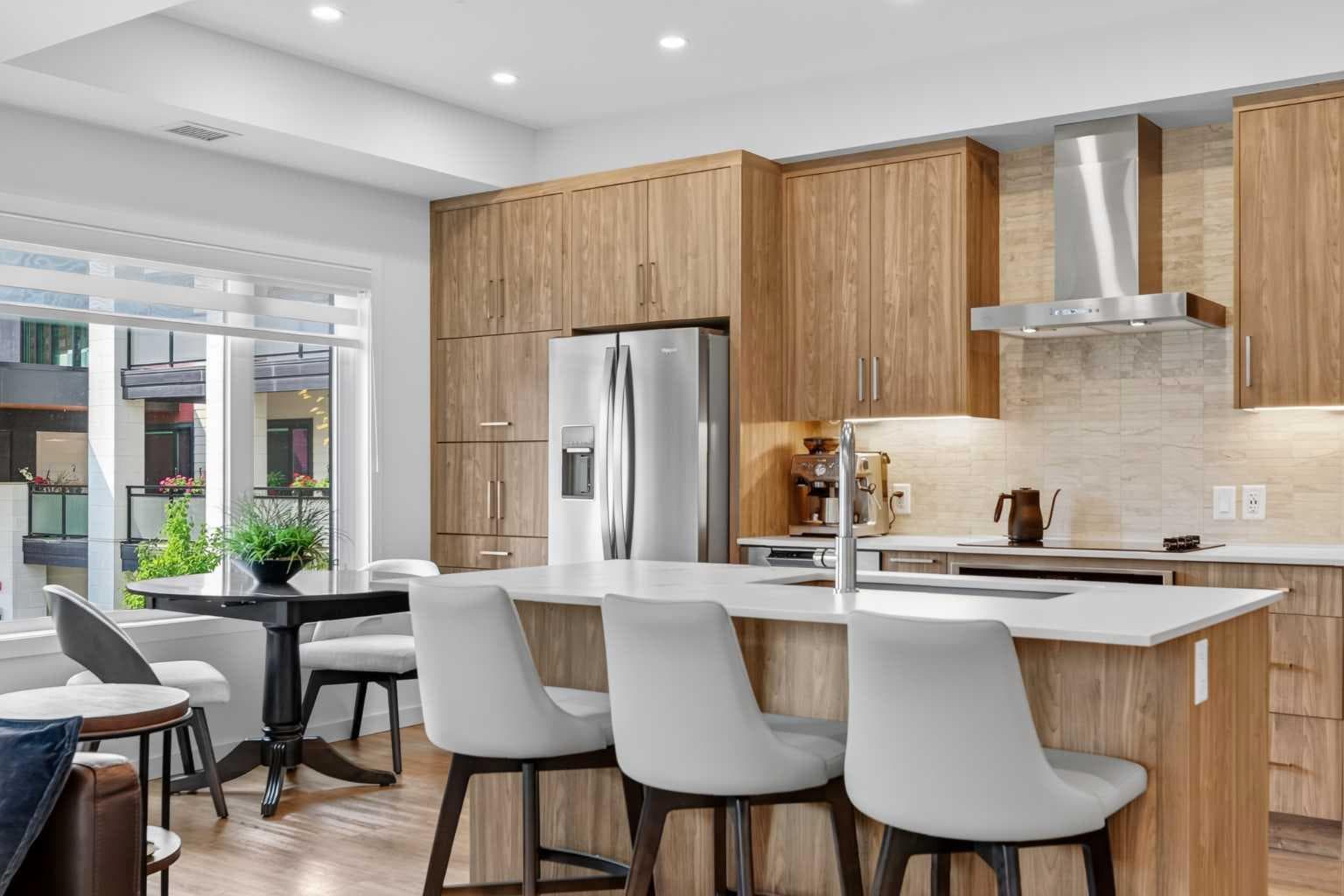 219, 12 Mahogany Path SE