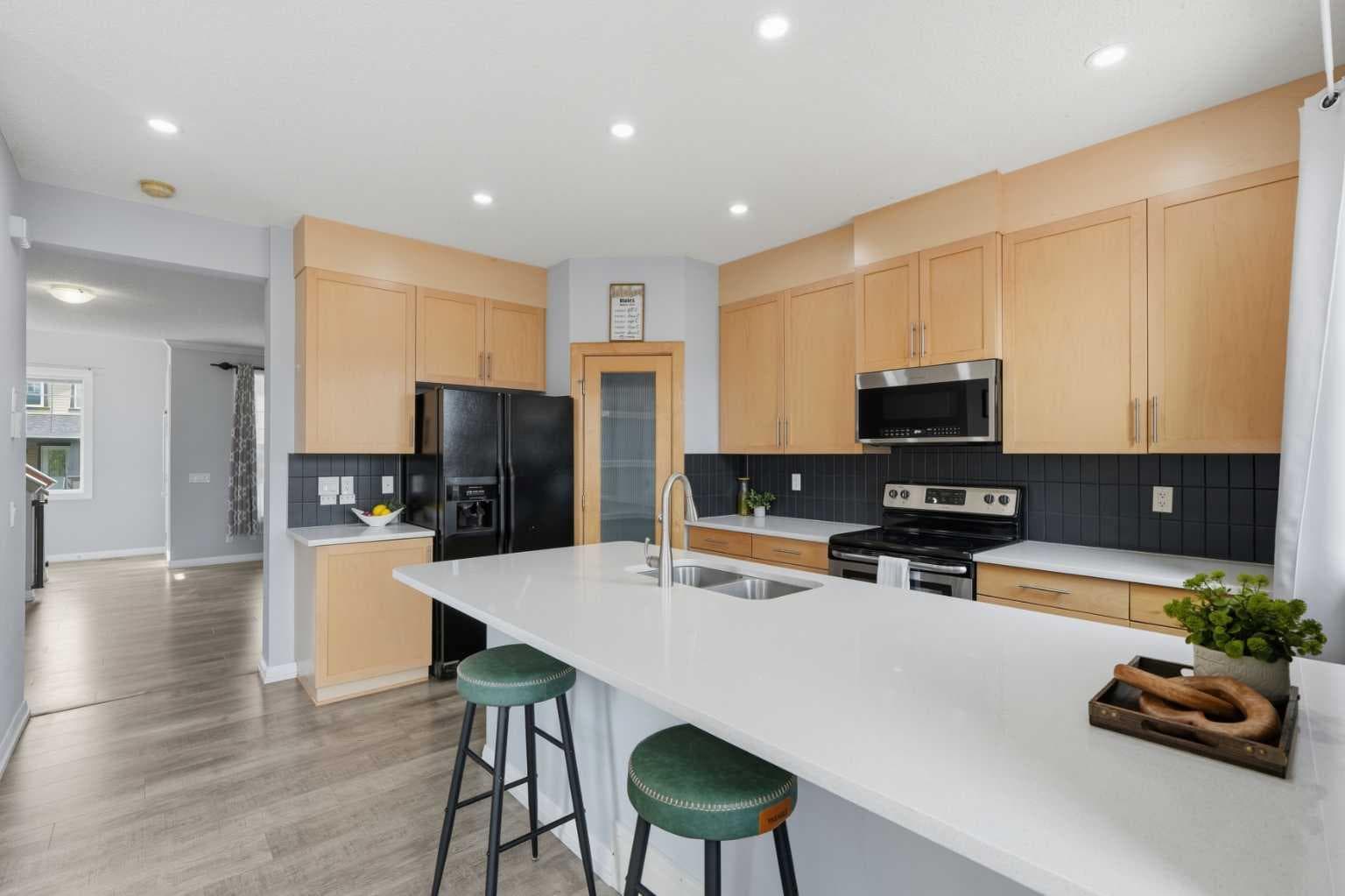 74 Ravenswynd Rise SE