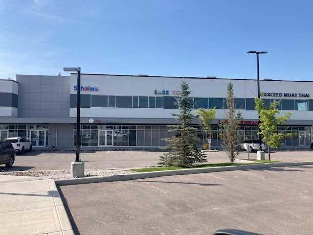 1210, 11 Royal Vista Drive NW