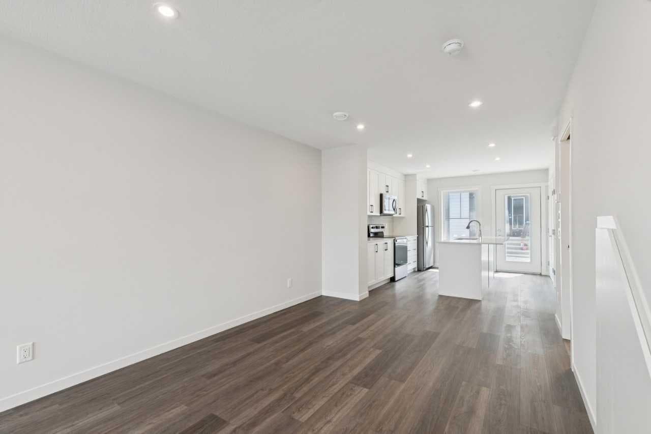 203, 40 Livingston Parade NE