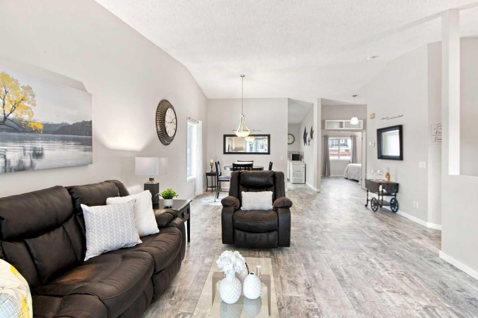 75 Lincoln Manor SW