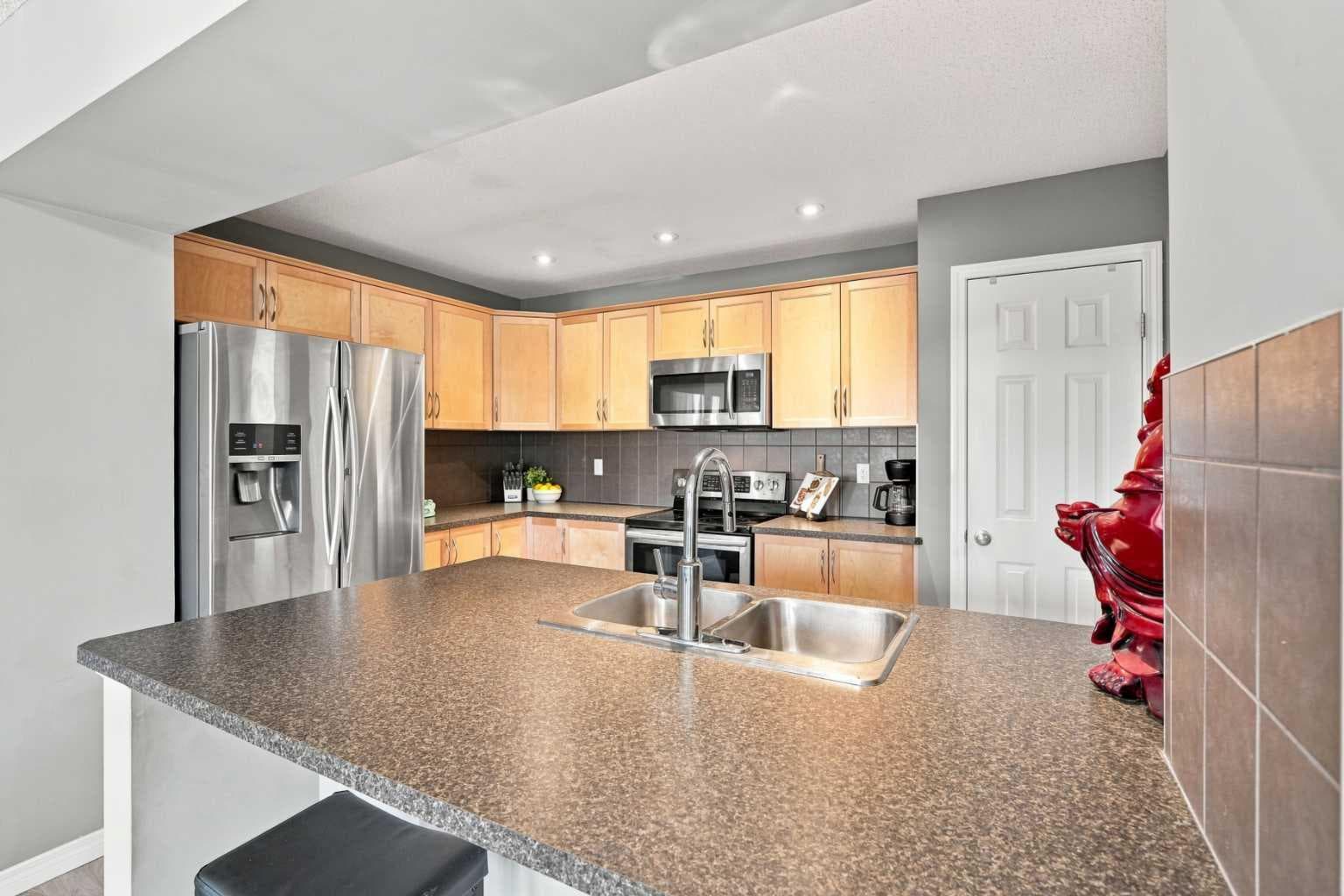 149 Windstone Avenue SW