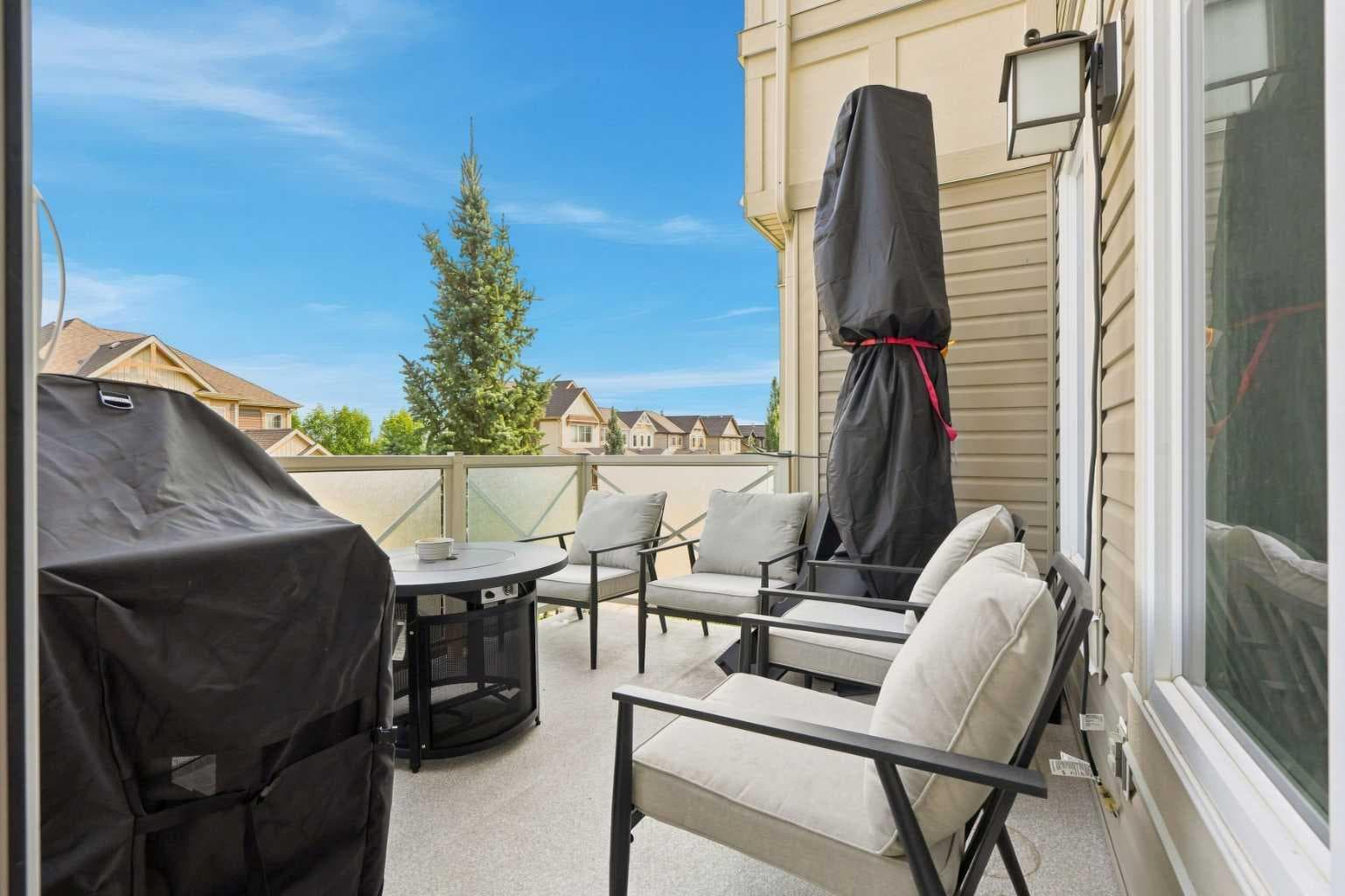 149 Windstone Avenue SW