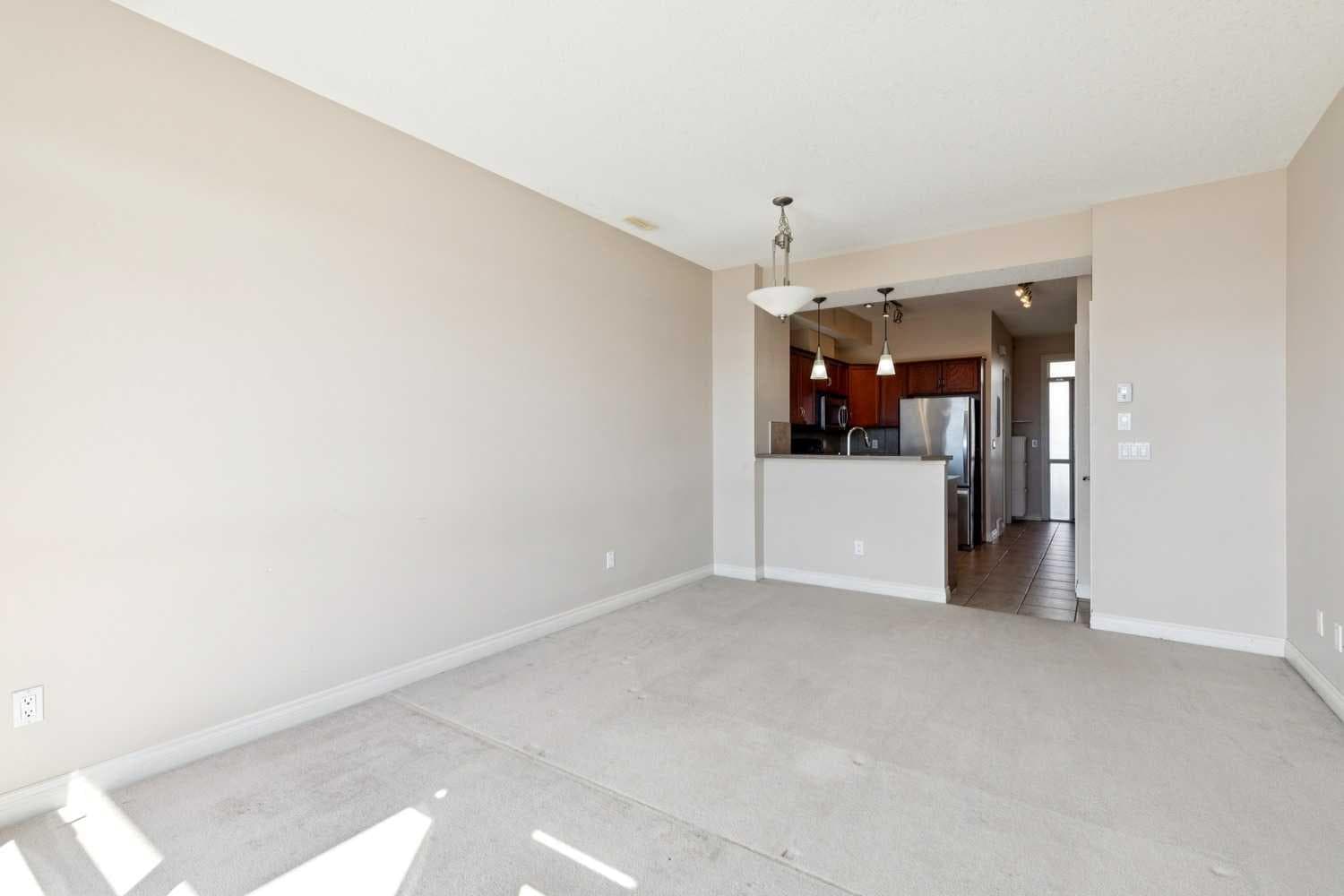 14, 169 Rockyledge View NW