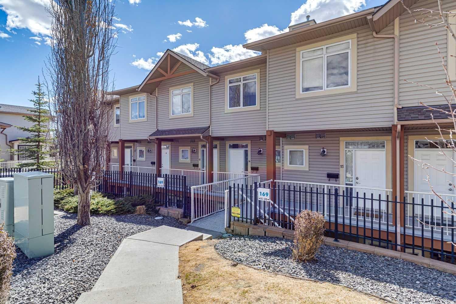 14, 169 Rockyledge View NW