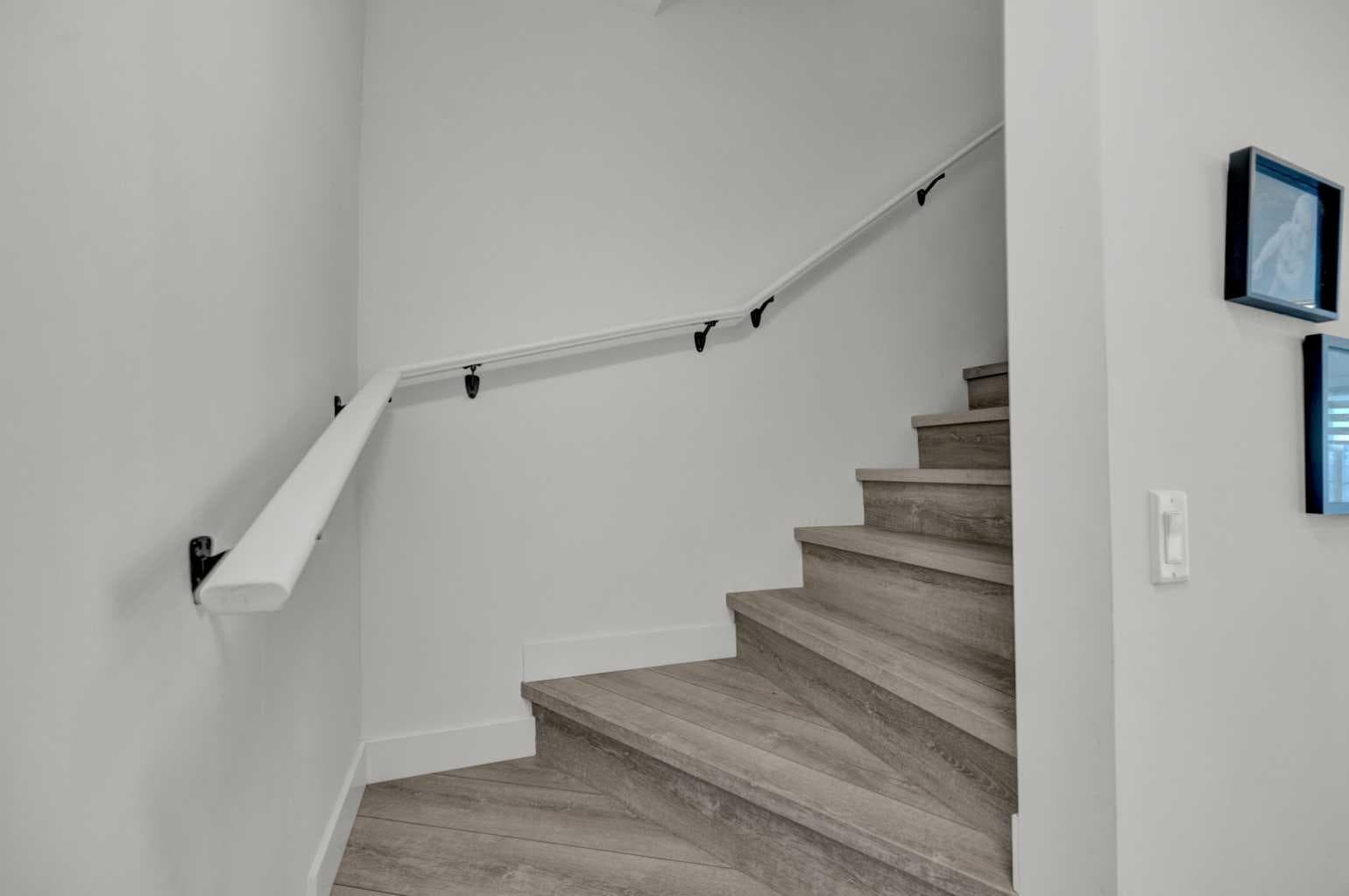 152, 380 Seton Villas SE