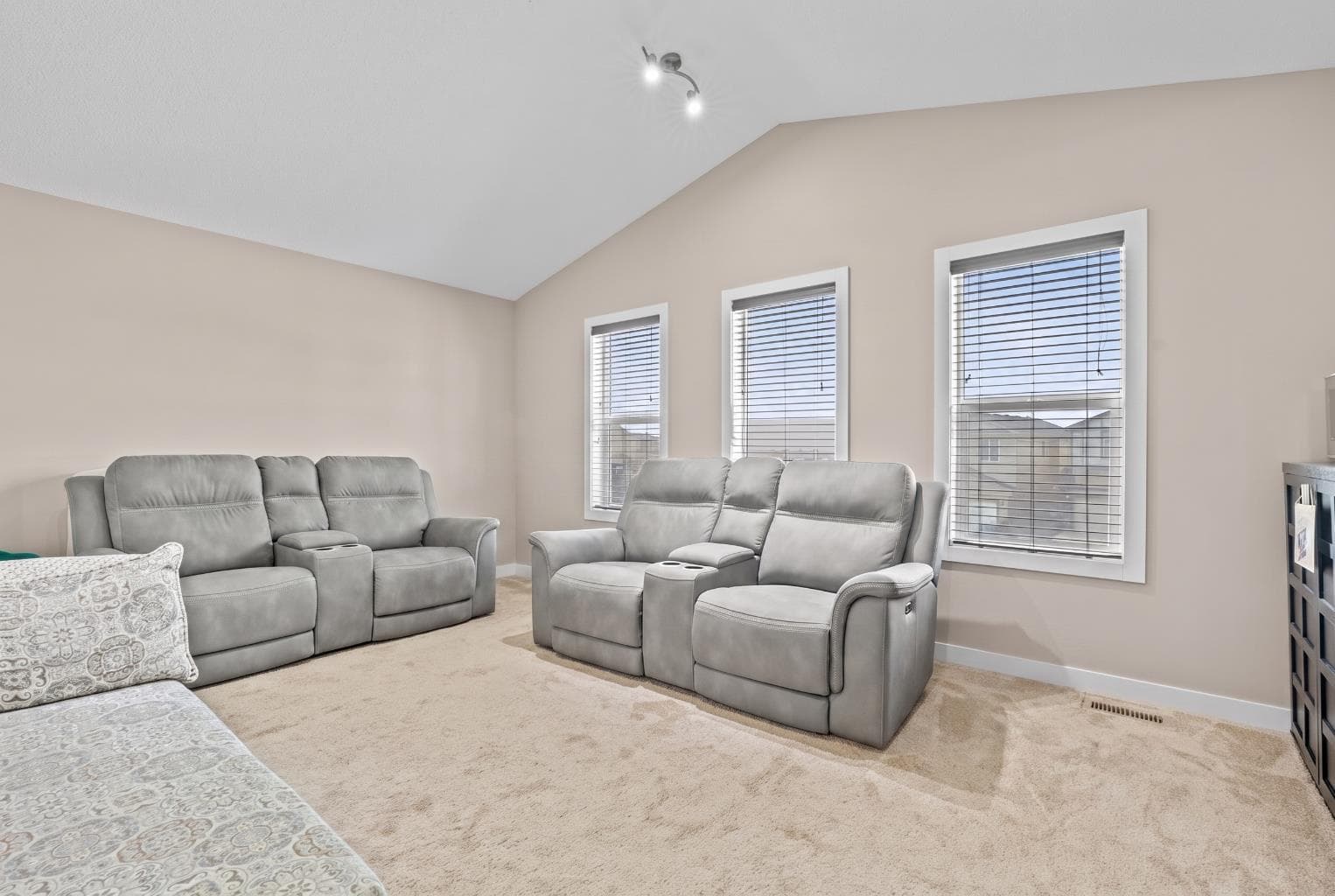 234 Covebrook Court NE
