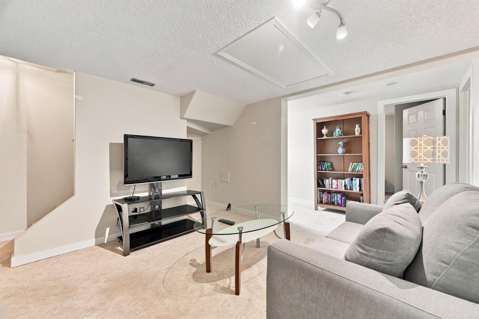 39, 10 Tuscany Valley View NW