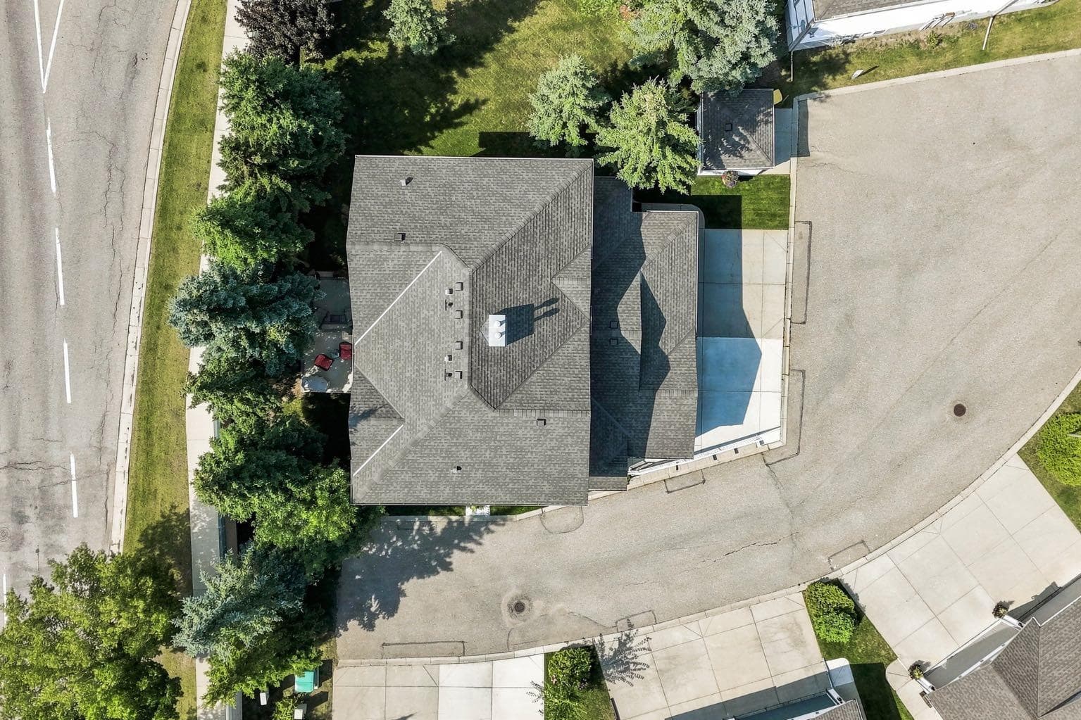 39, 10 Tuscany Valley View NW
