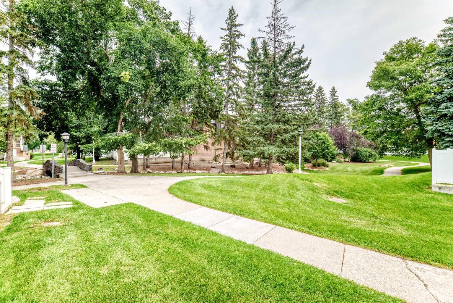 84 Brae Glen Lane SW