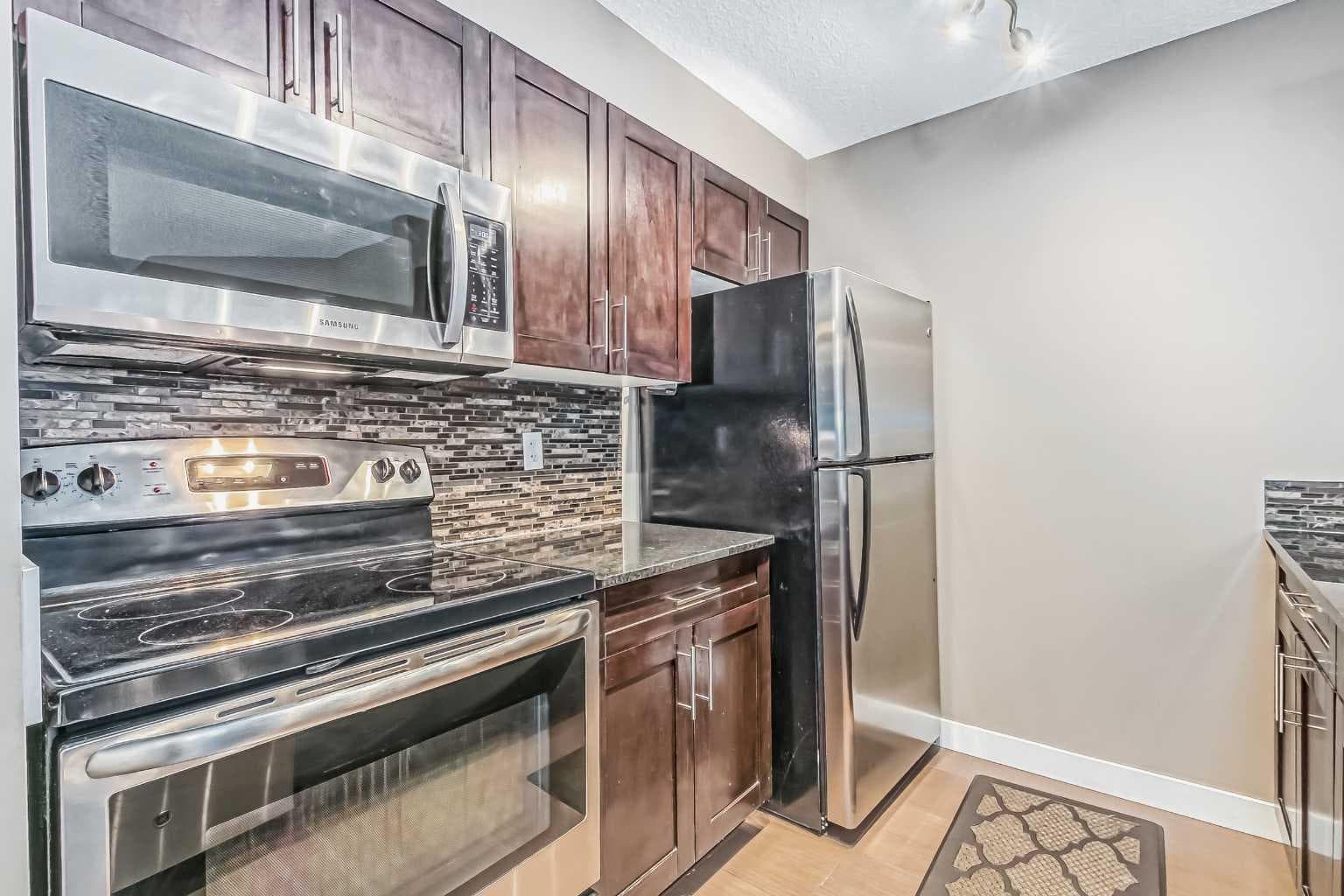 305, 195 Kincora Glen Road NW