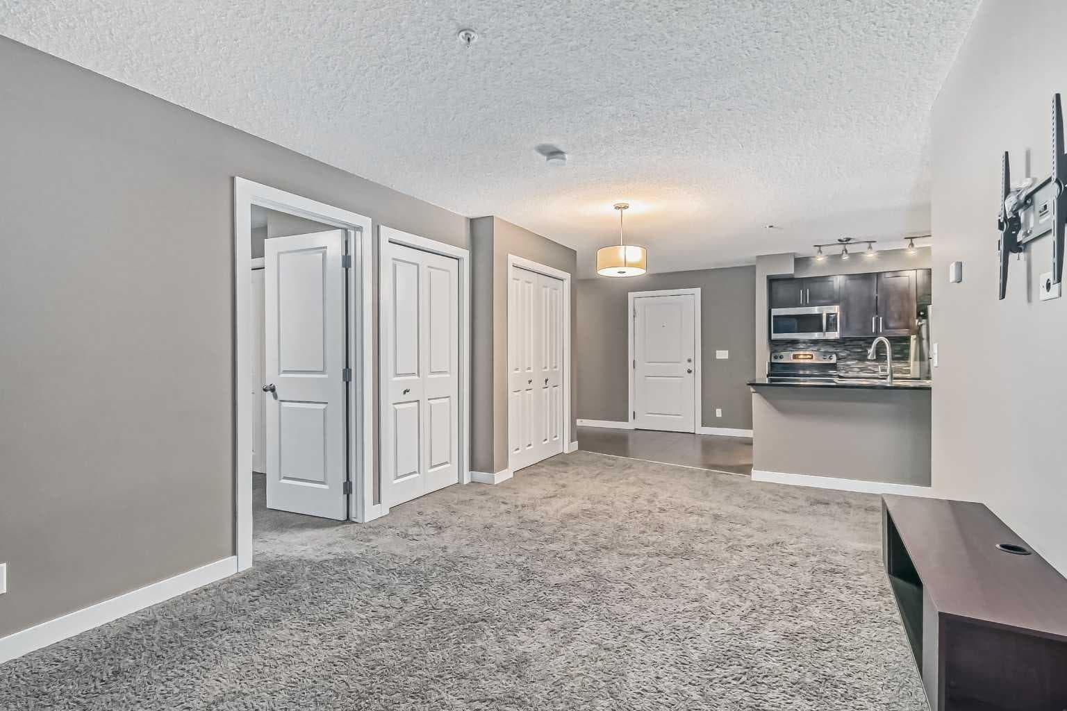 305, 195 Kincora Glen Road NW