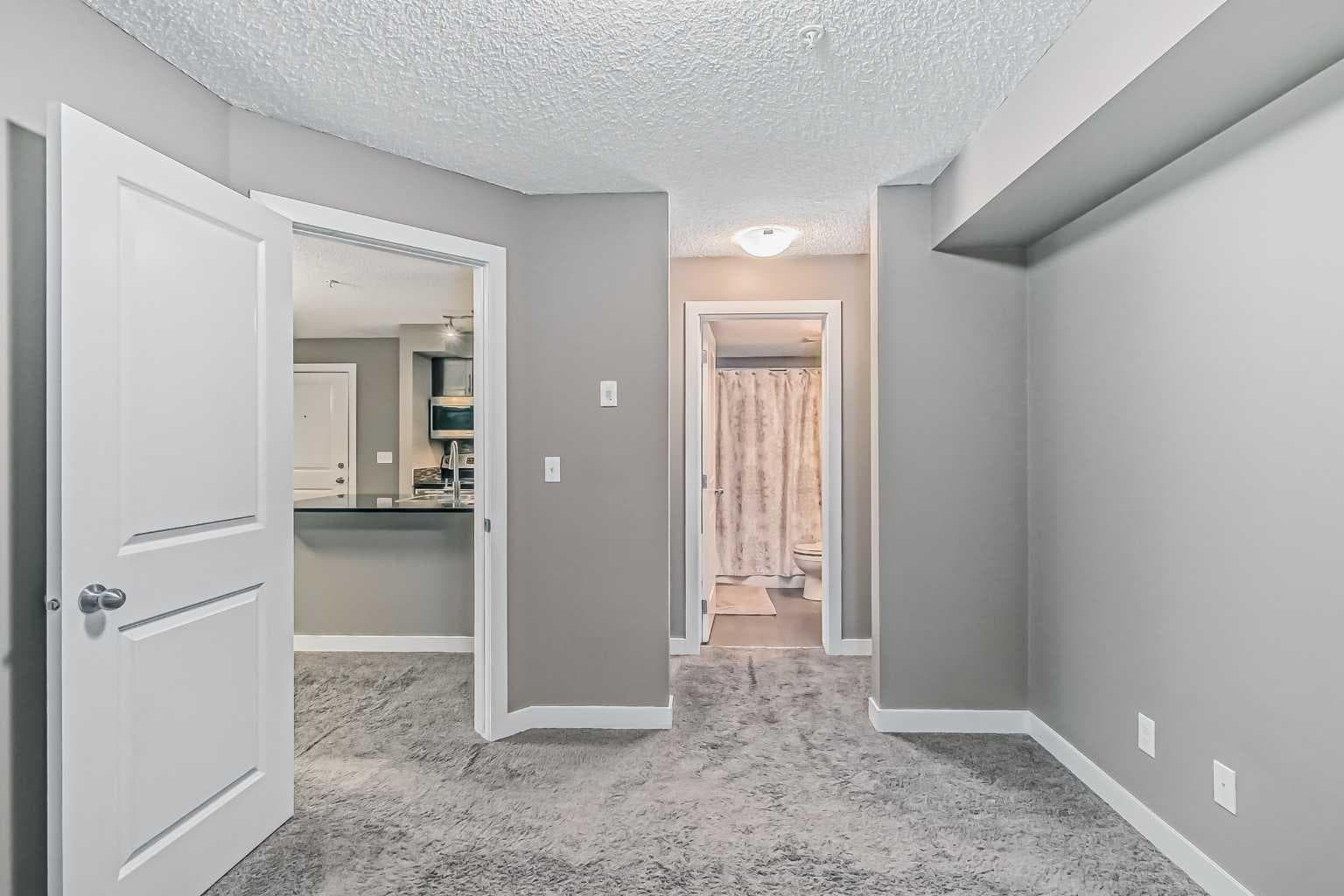 305, 195 Kincora Glen Road NW