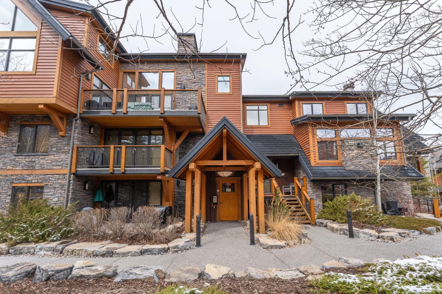 2207, 101B Stewart Street Landing  