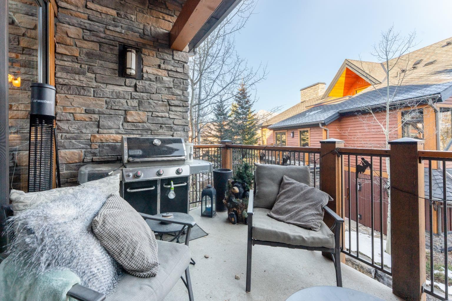 2207, 101B Stewart Street Landing  