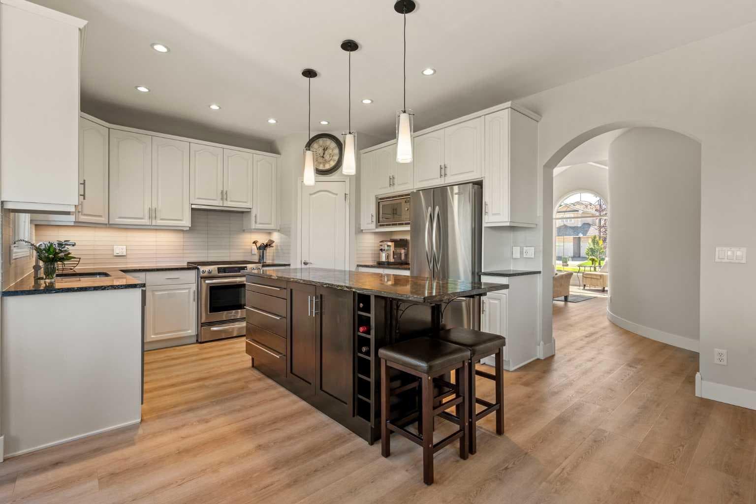 12 Mt Norquay Gate SE