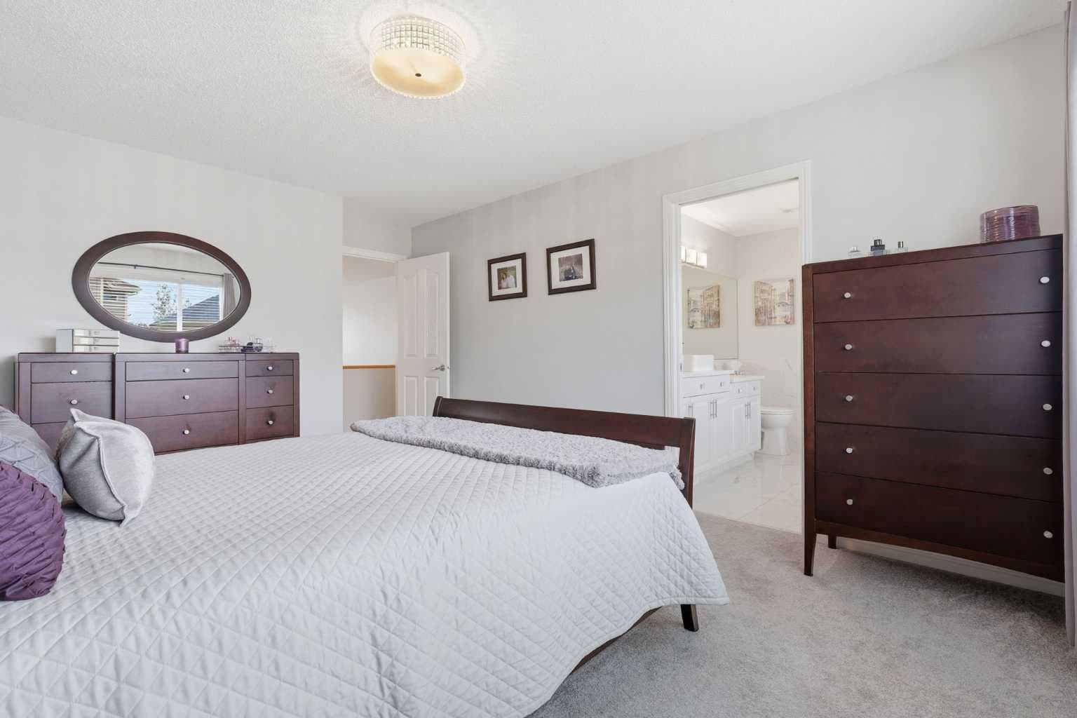 182 Kincora Park NW