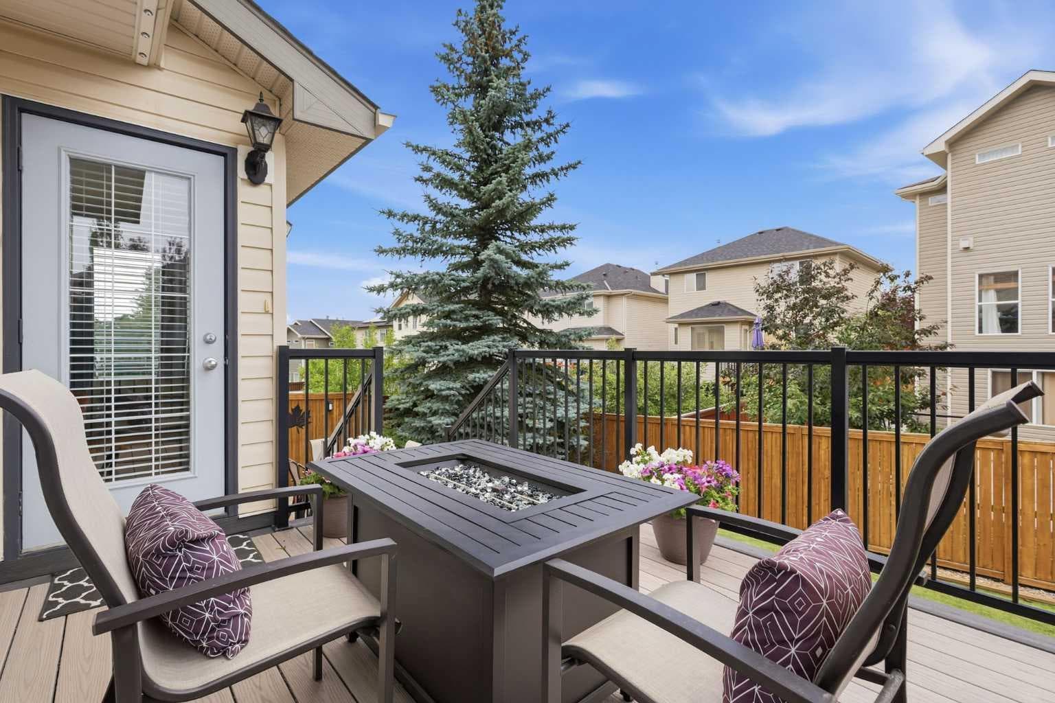 182 Kincora Park NW