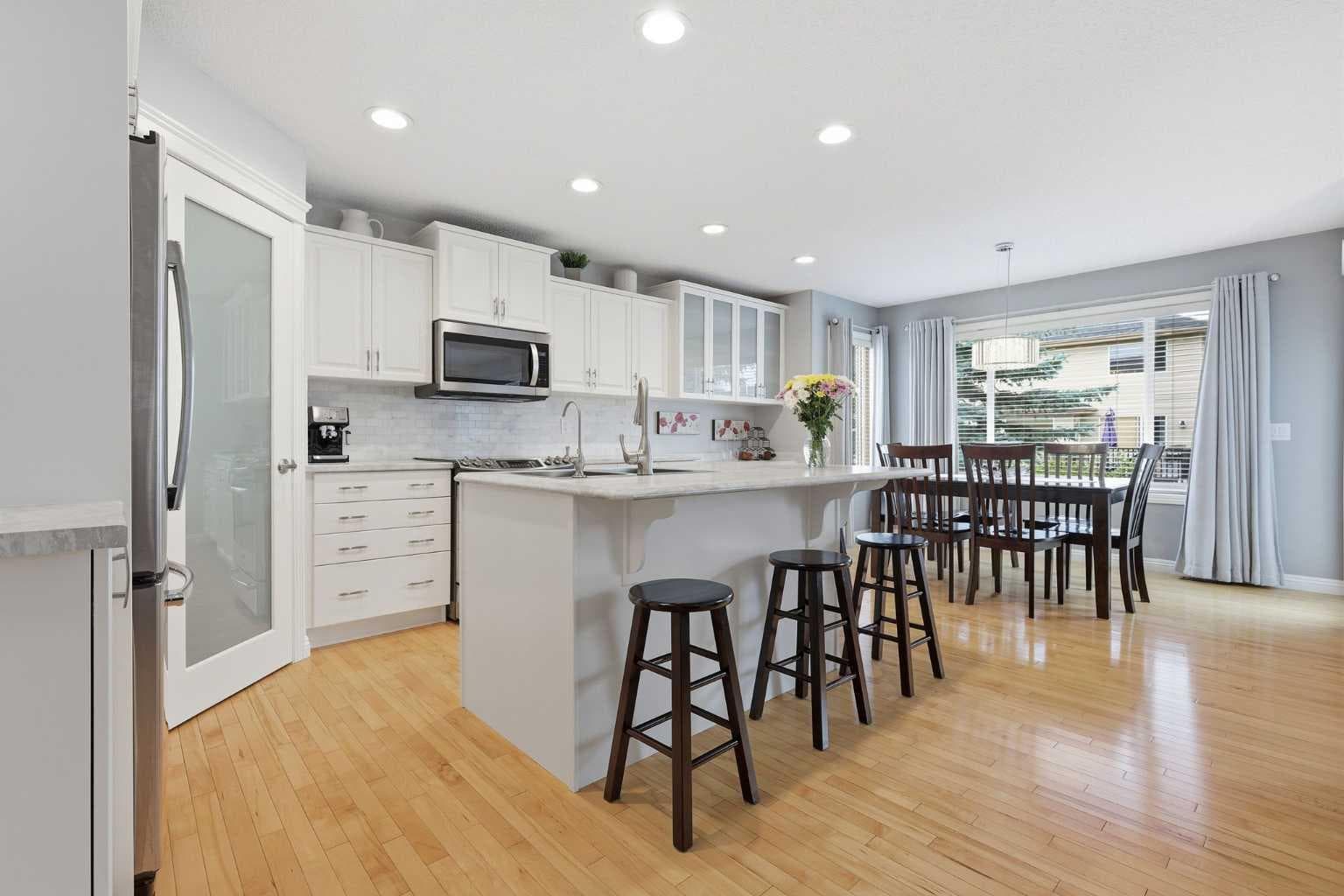 182 Kincora Park NW