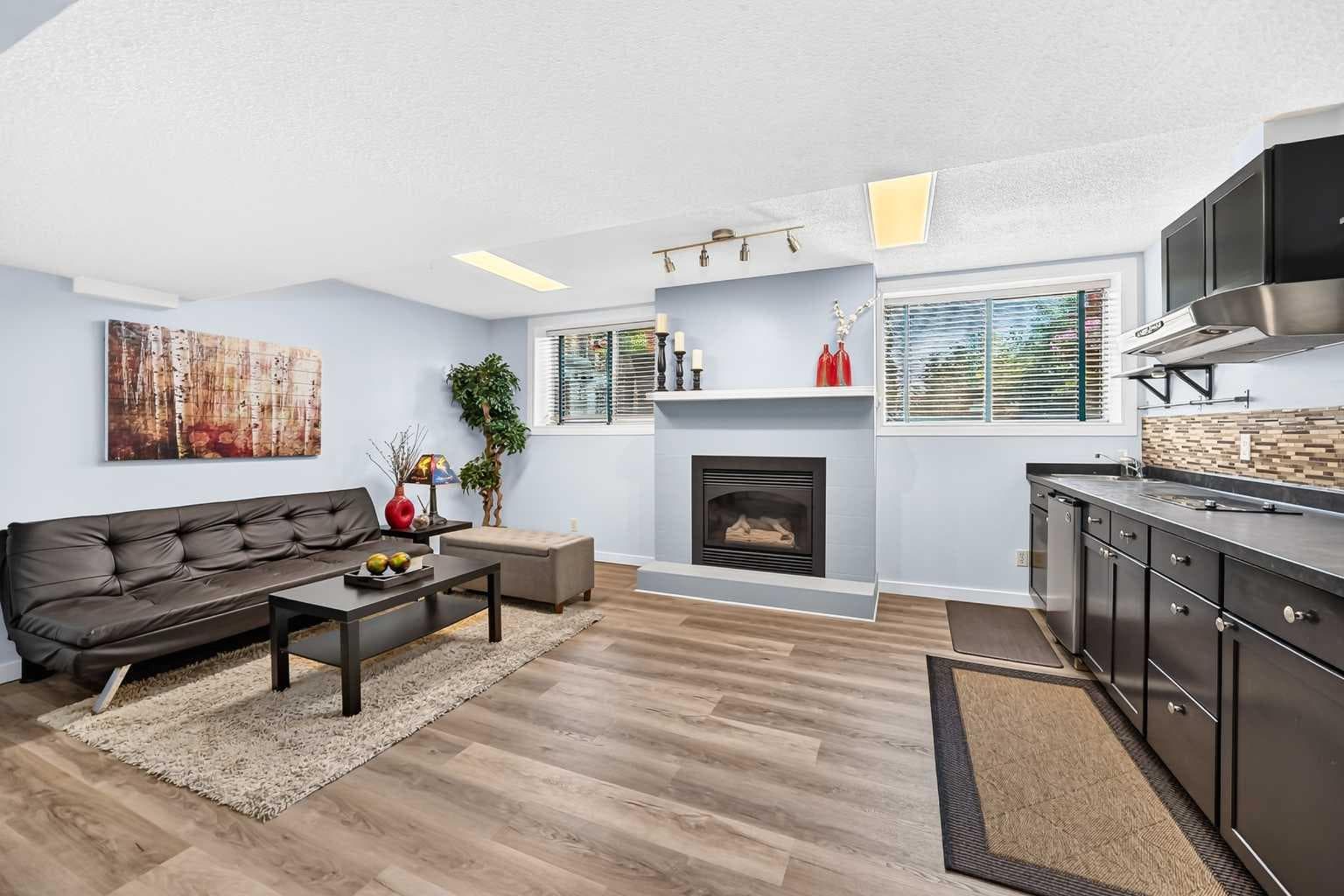 144 Riverstone Crescent SE